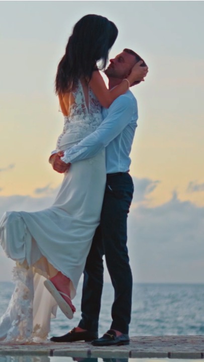 Love is the wind beneath your wings……👏🏽👏🏽👏🏽👏🏽☺️☺️
#jamaica #instadaily #instagood #fyppage #trendingreels #instalikes #fy #bride #beautifuldestinations #weddingdress #destinationwedding #jamaicawedding #jamaicadestinationweddings #oceancliff #lumixs5ii #shotonlumix
