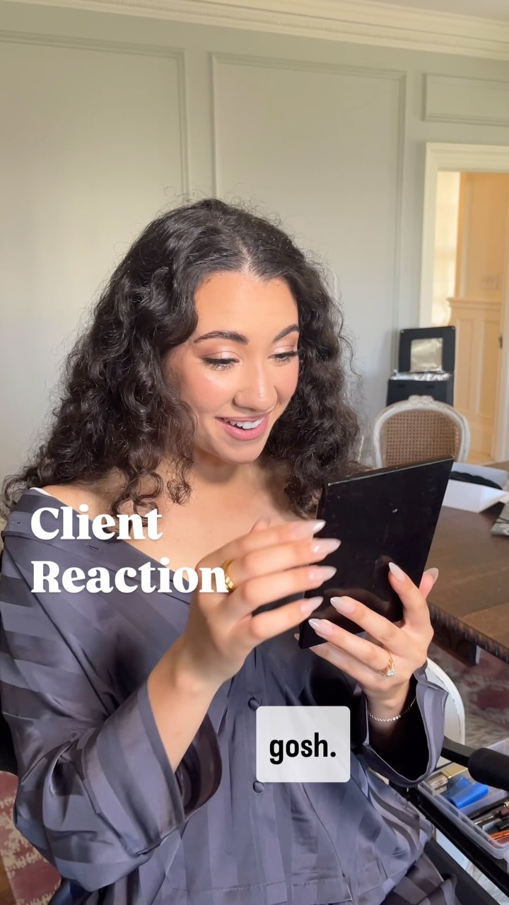 Reaction video that warms my heart 🫶🥹🥰 One of the sweetest beings to grace my chair this year. I got to do the Neves sisters this past summer and they were both just as delightful as can be✨ How gorgeous is she with a smile that can light up a room!!!
Makeup @beyoutifiedglam
For @theblushparlour
📍@graydonhallmanor
#travelmakeupartist #torontomakeupartist #makeupartist #softglam #photoshoot #bridalmakeup #naturalmakeup #weddings #engagement #commercialmakeup