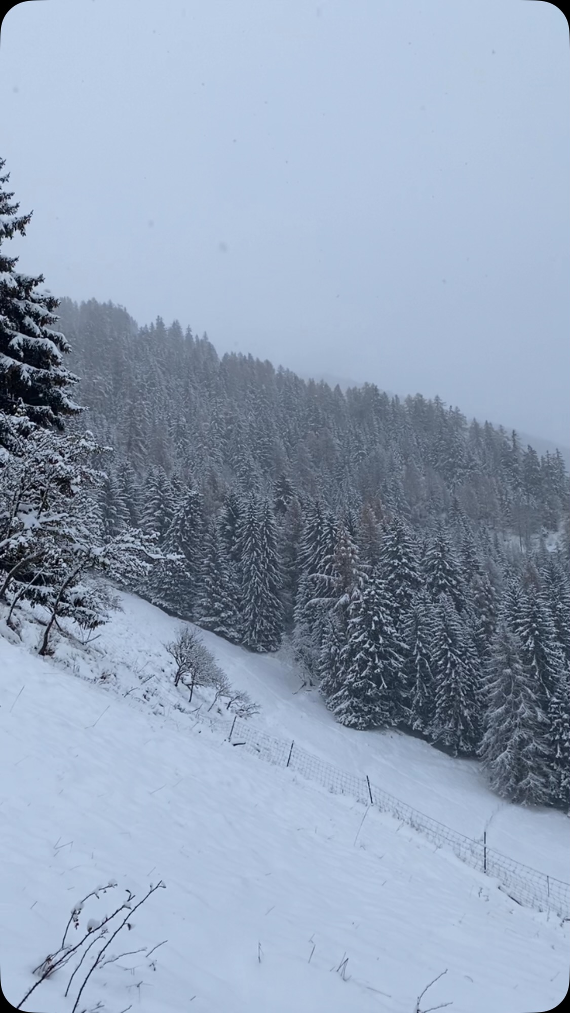 The transformation is underway! Ready and raring to go for the ski season ❄️❄️❄️#switzerlandsprettiestvillage #ayer #valdanniviers #switzerland #swissalps #letsgoskiing #winterwonderland #skiswitzerland #chaletholidays #skiseason #snowday #mountains