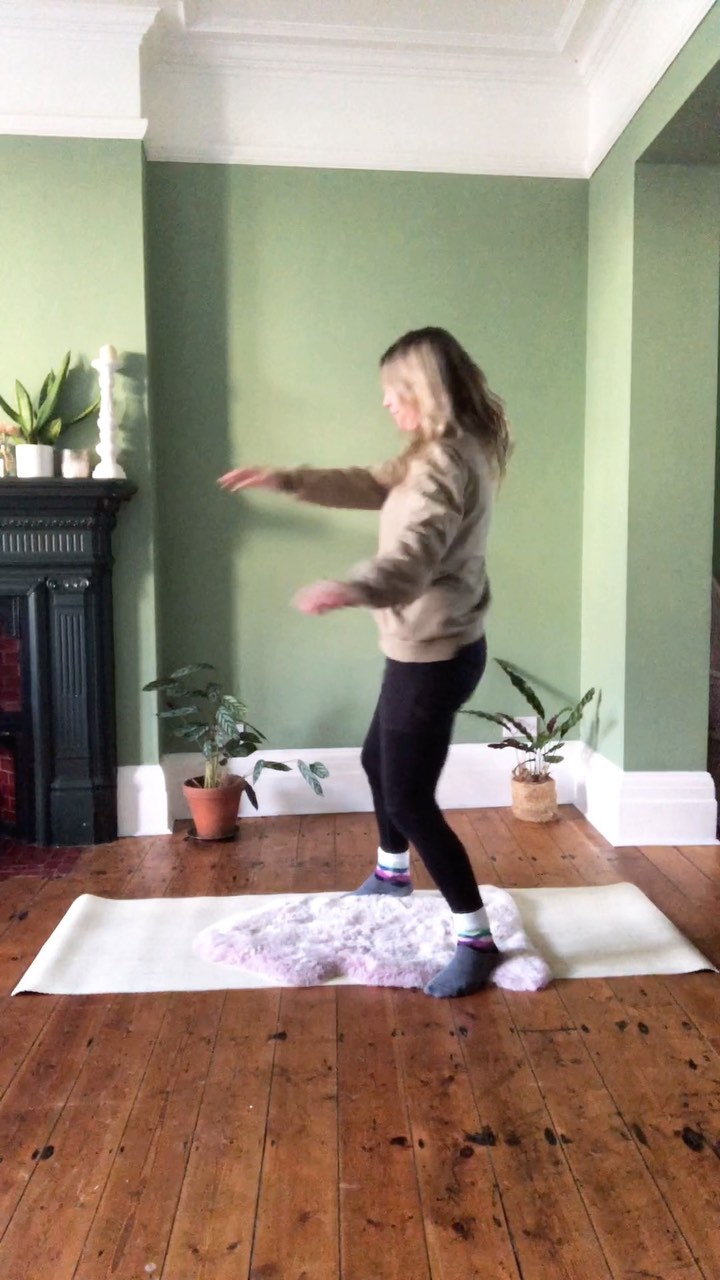 Commitment 💫
Where do your greatest commitments exist?
To others…to ourselves..
Here’s one of my greatest commitments…to myself…yet also to those closest to me…and those I serve…
The ripples out from tuning ourselves up like an instrument on a regular basis…
Moving…breathing fully…stimulating different glands/hormones through the body…purifying the energy field…connecting to self as part of something much larger…
Using the tools of breath, yoga, massage, non linear movement, deep relaxation…we have power within us to:
💫shift our internal state & perception of the world
💫Let go of a build up of emotion
💫release physical discomfort
💫sleep better
💫communicate and listen with more heart
The list is endless….
What we commit to on a regular basis magnifies each day…
What are you choosing to commit to 💗