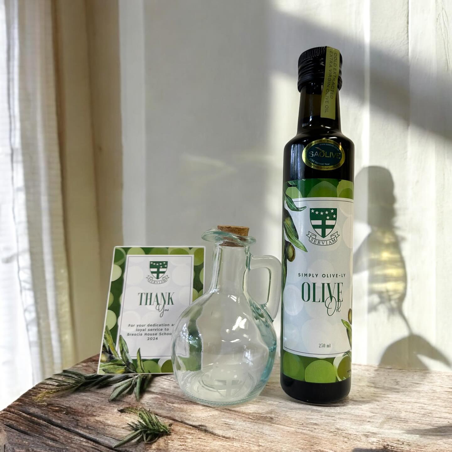 Drizzled with love
Custom and branded Olive Oil and decanter set.
#gifting #corporategifting #personalisedgifting