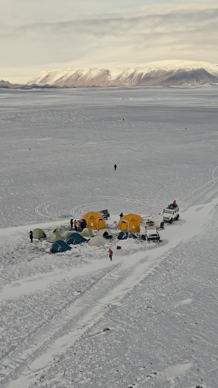 10 days crossing Iceland on foot from North to South. Excited to share the first trailer from the Great Norse Run, my first feature length doc!
This project had so much to give, both in terms of the journey itself and the people I shared it with that I just couldn’t distill it down into one trailer, so I decided to make two!
More to come soon, but in the meantime you can catch the full film premiering Monday 25th Nov, 6pm at the Attic in Leeds.
#greatnorserun #adventurefilm #iceland #documentaryfilmmaking