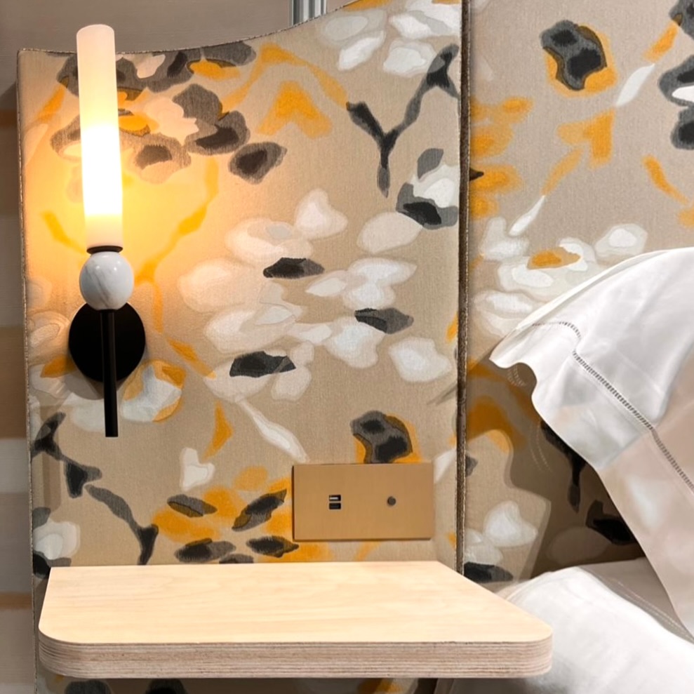 Elevating design, one detail at a time ✨
#6ixtes #6ixtesinterrupteurs #interrupteur #ateliersdefrance #savoirfaire #artisanat #artisanatfrancais #artisans #architecture #luxe #decorationinterieur #decoration #laiton #inox #interiordesign #interiordecor #interior #faitenfrance
#design #knowhow #craftmanship #homedesign #interiorarchitect