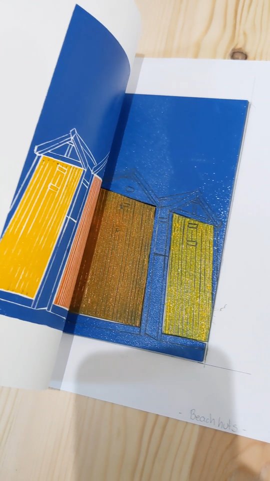 I tried different colours today, more happy with the result.
.
.
.
#japanesevinyl #printmakingreels #beachhuts #Hove #hovebeachhuts #printmakerprocess #reliefprint #printmakingart #blockprinting