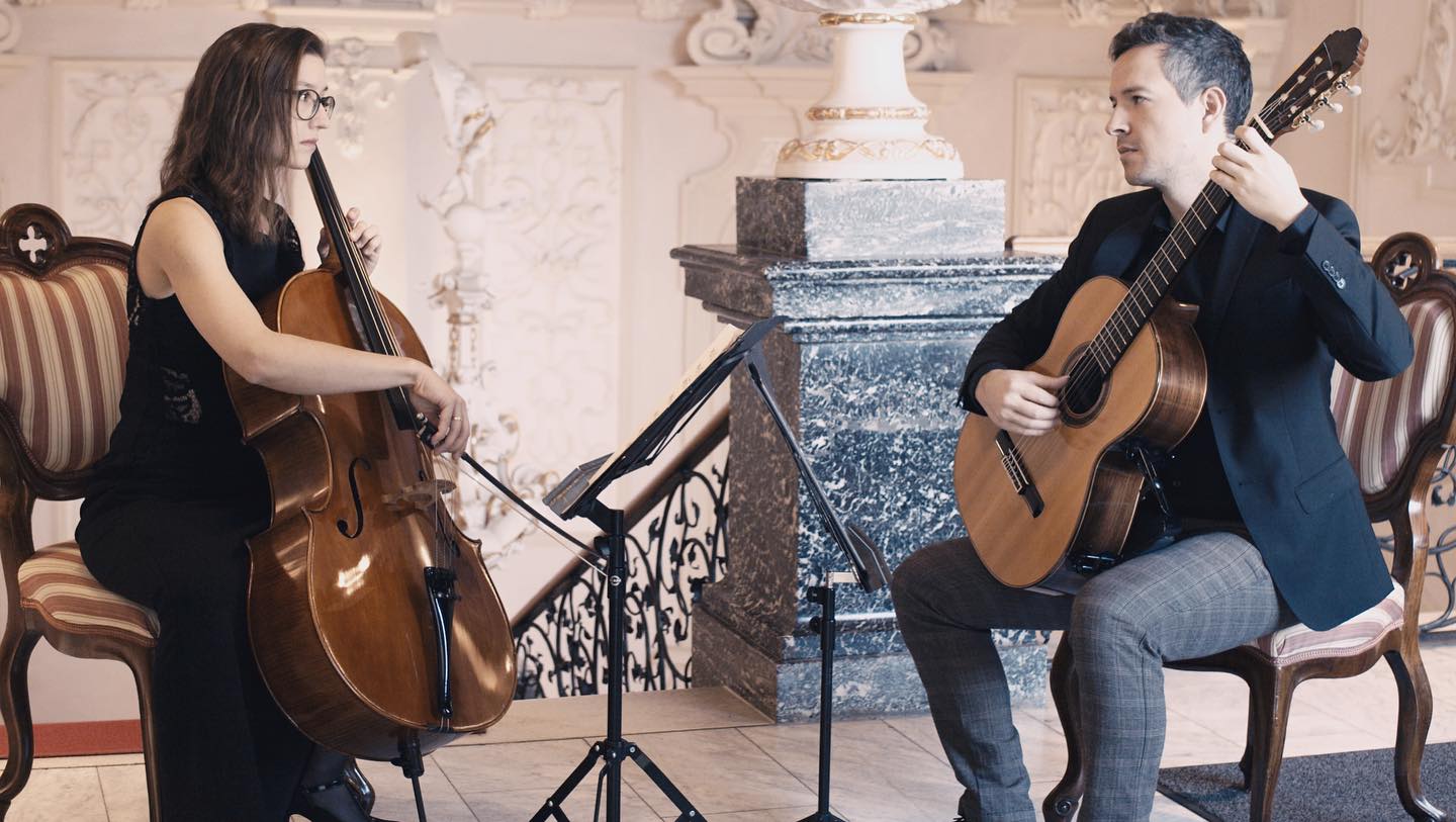 New videos and recordings are coming soon! We are very happy to have been able to film in this wonderful historic building in Innsbruck!
#cello #cellist #celloplayer #cellolife #cellomusic #classicalmusic #violoncello #strings #music #musica #musician #vienna #musicfestival #livemusic #guitar #classicalguitar #musicismylife #musicos #musico #music #music #musica #musicians #guitar #chile