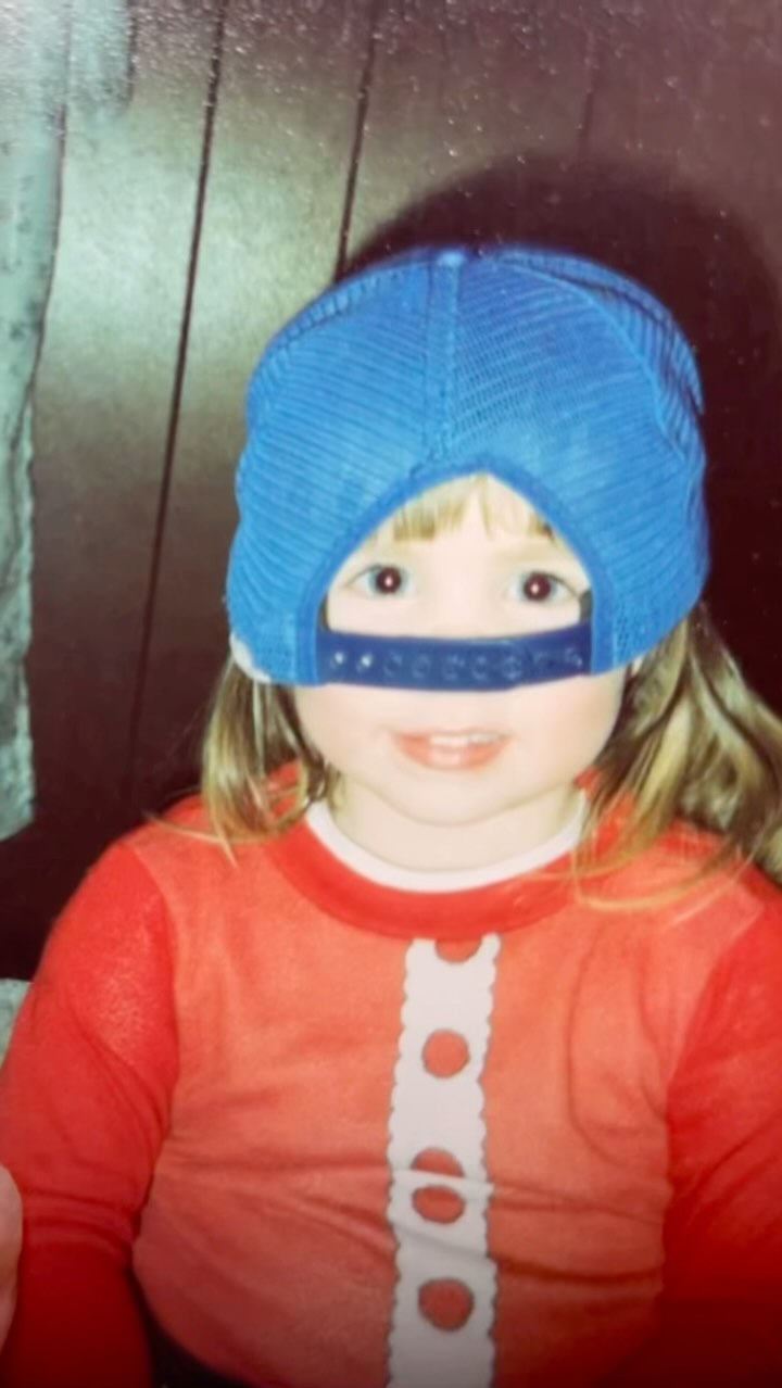 I’ve been talking to little Eileen a lot lately. Soothing her. Holding her. Believing her. In short…loving her. Because once I recognized & moved through all of the embodied beliefs I had taken on from others…I realized that I actually wasn’t hard to love. The weight was not mine. It was their own struggle with their littles. Their own embodied beliefs surrounding all the conditions they had to jump through with those in their life that convinced them they weren’t inherently deserving of care of attention of support of love.
…
Have you touched base with your Little recently? What if you took a moment to look in their eyes & hold their hand then…brought them with you?
…
#kaiaevolutions #alchemyinmotion #embodiedalignment #somaticintegration #nervoussystemregulation #embodimentpractices #trustyourself #safety #intimacy #empowerment #innerchild #shadowwork #innerchildhealing #love #selflove #selfacceptance