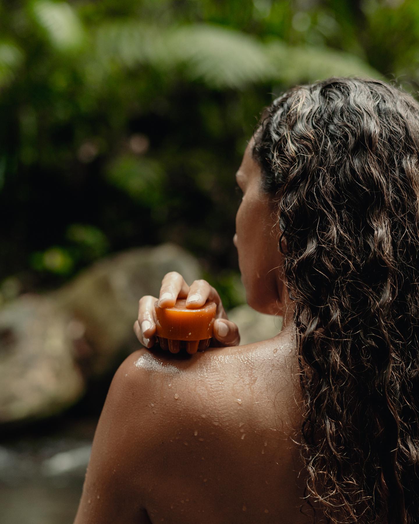 Creating visuals for @blossomandsky_ ~ their commitment to ethical, sustainable, and eco-friendly practices is at the core of everything they do. We are thrilled to collaborate with female-led businesses that are making waves! 🌿
Inquire now hello@theflowcreativeagency.com
#tfc #byronbaymarketingagency #photography #naturephotography #byronbayphotographer #creativeagency #photoshoot #sustainableliving #skincare #cosmetics #byronbayhinterland