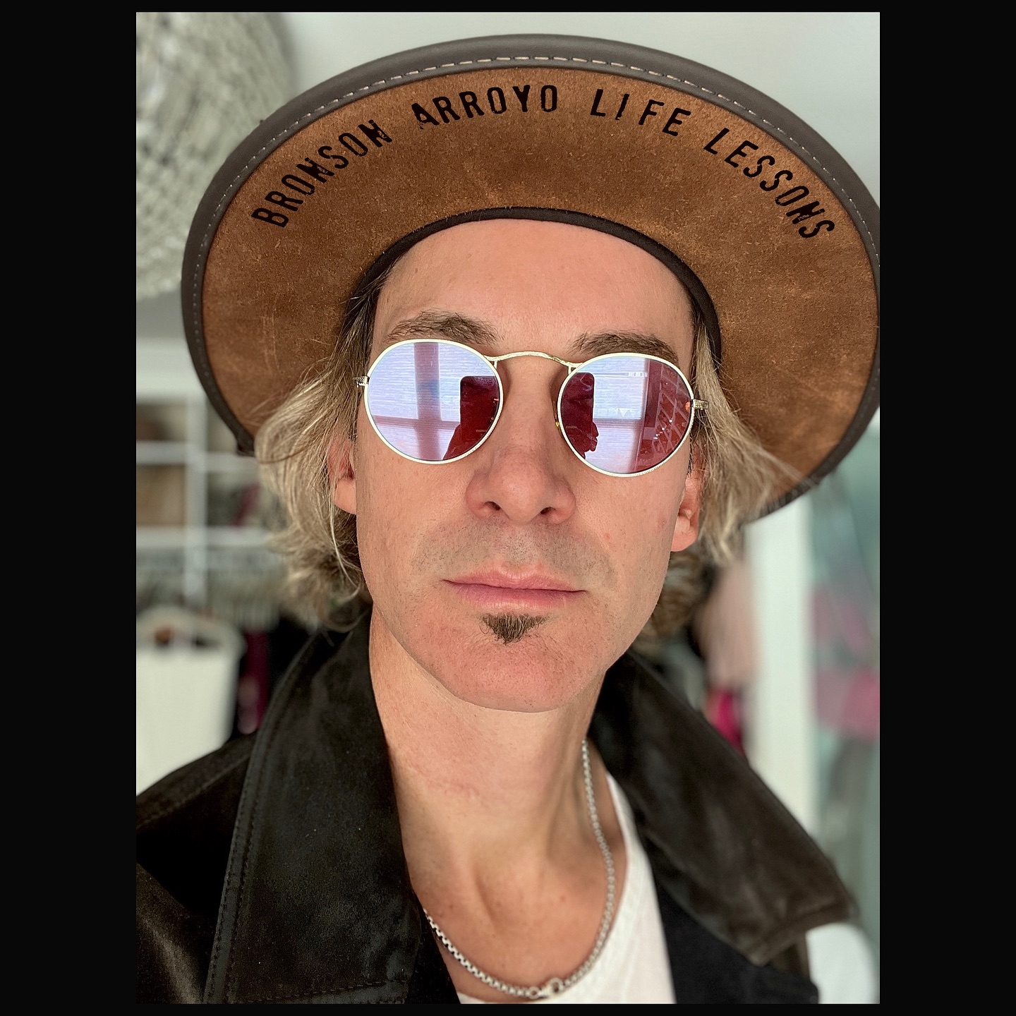 It’s release day! Bronson Arroyo: Life Lessons is on all platforms. It was a blast making this record! Congrats to everyone that played a part in this creation.
@bronsonarroyo61
@cjlstudios
@clintwalshhh
@joejordanmusic
@sylviaruthmusic
@vanessafreebairnsmith
@brentjamesmusic