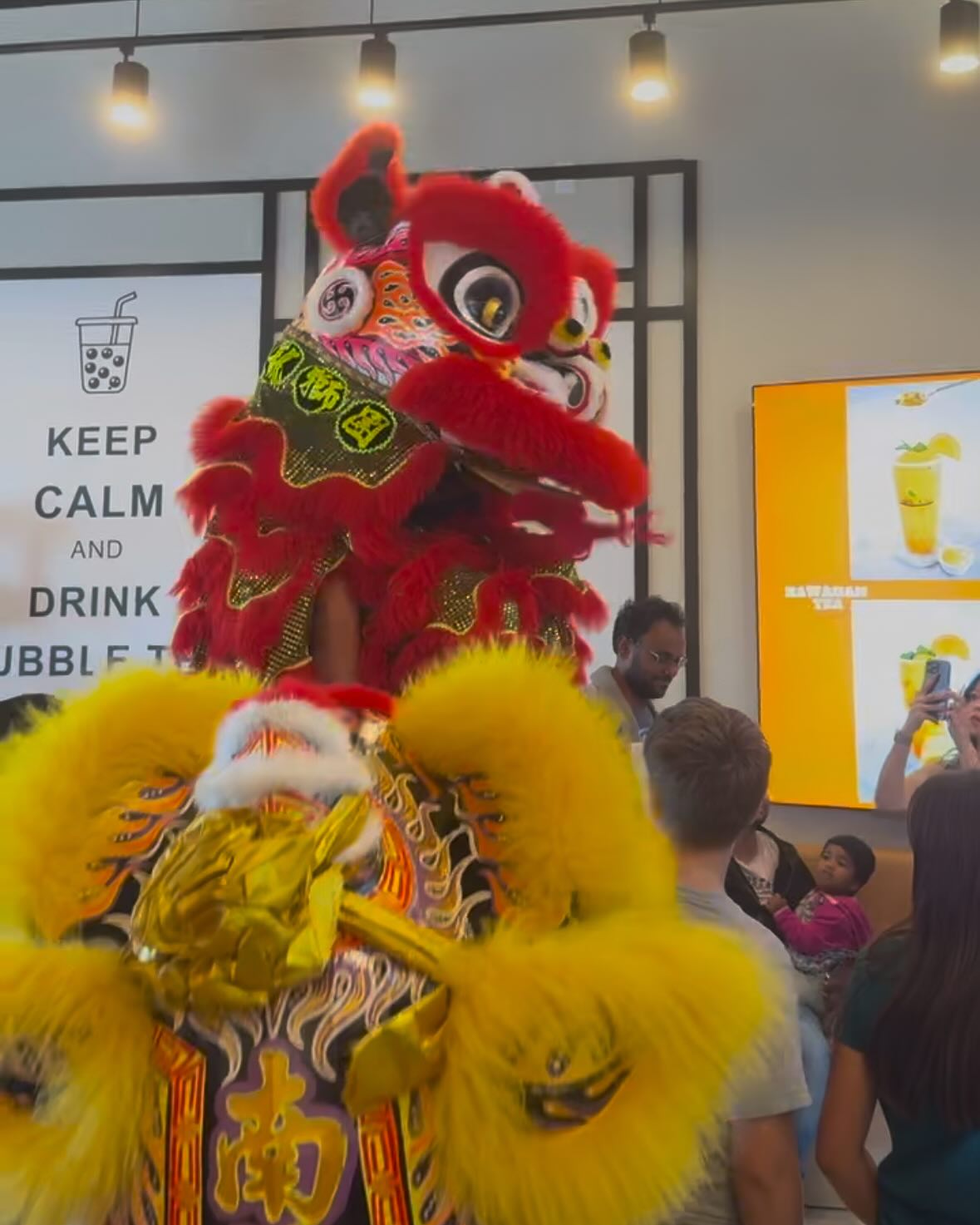 Thank you, @atxmilktea , for welcoming us to your Grand Opening! We loved being part of such a vibrant celebration, sharing our culture, and creating unforgettable memories with your amazing community.
.
.
.
#Austin #atxweddings #austinliondance
#dragondance #chinesedragon #liondance
#chinesenewyear #austindragondance #mualan
#austintexas #atx #Texas #texasliondance
#community #culture #tradition
#Iny2025 #cny2025
#chinese #asian #2025 #cny #舞獅#舞
龍#醒獅
#wedding #tet #newyear #recruiting #recruitment