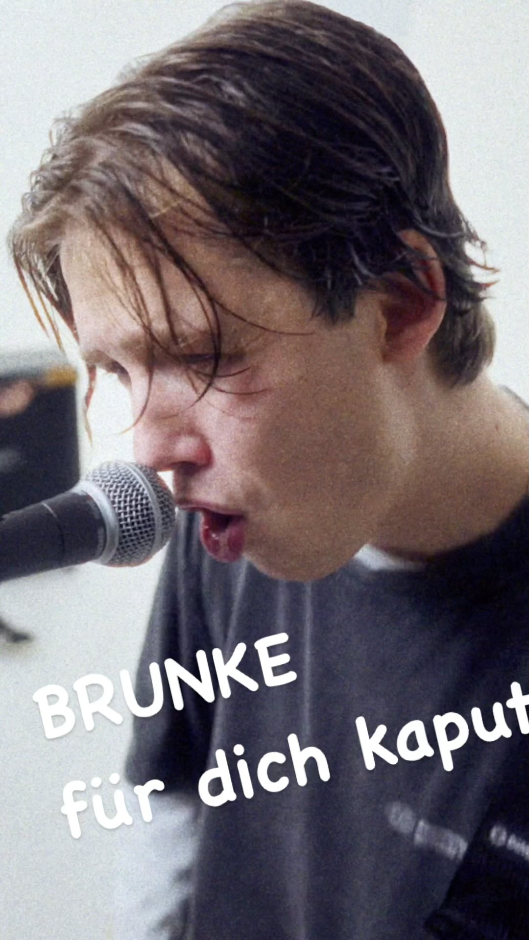 für dich kaputt der neue Brunke Song ist seit gestern da. Und weil der Song so viel Spass macht, machen sich schon viele für Brunke kaputt… #machkaputtwasdichkaputtmacht #brunke #newmusicfriday #popland