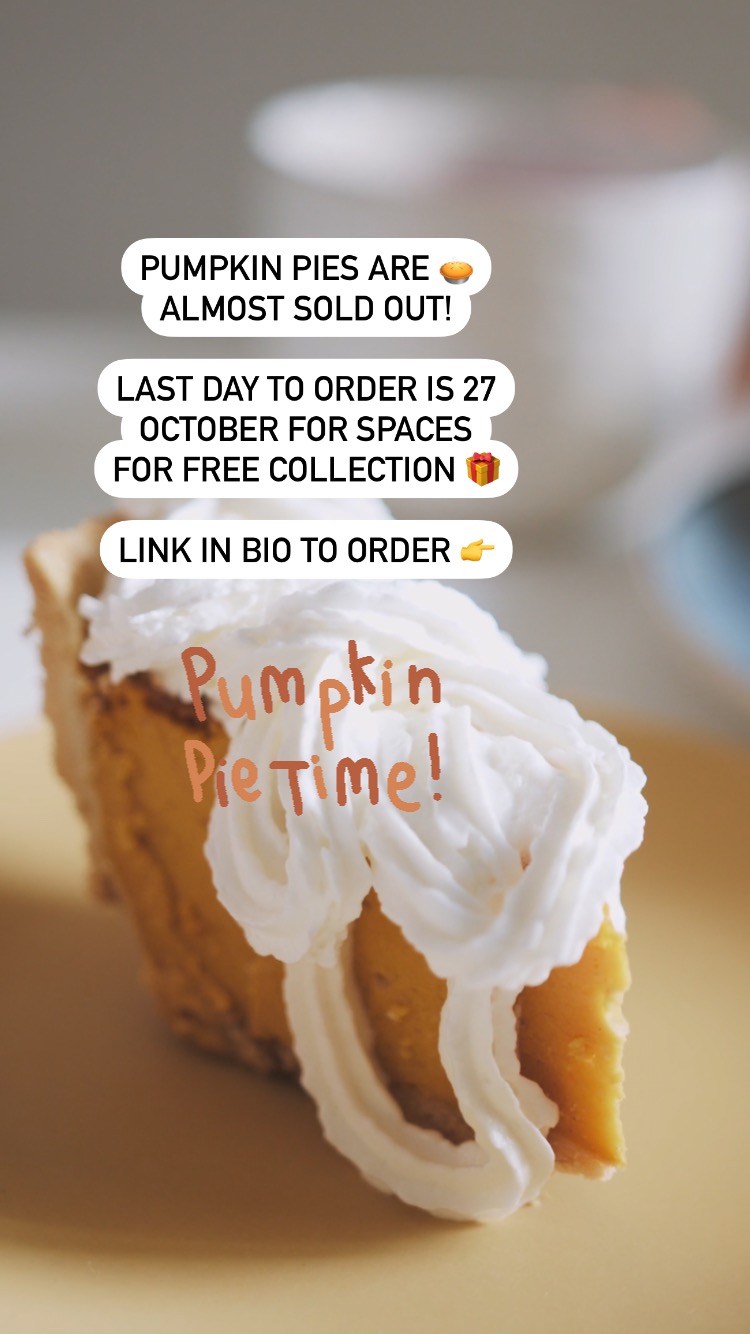 Aaaaand these are almost gone! Get your fresh baked pumpkin pie before the 28 November! Last day to order is tomorrow! We can maaaayyyybe squeeze in one or two last minute but these take time and care to bake! We do not want you to miss out! Link in bio to order 😋 #ilovepie #autumnvibes #pumpkinspice #pumpkinpies #piesofinstagram