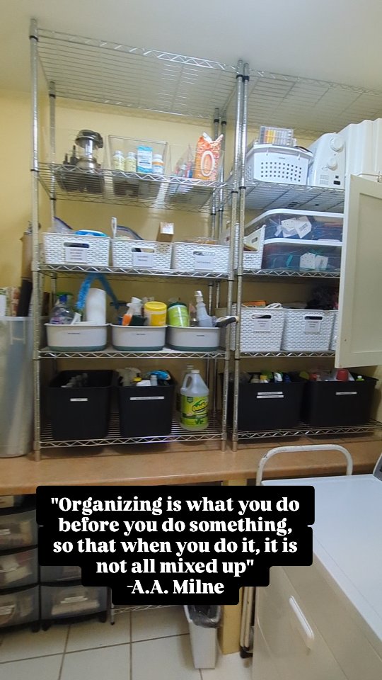 Do you have any rooms in your house that overwhelm you or that you put off and shut the door? Perhaps you have a vision but you:
a) don't have time
b) are too overwhelmed to start
Don't put it off! Create functionality today by asking for help. ✨
Feat. Laundry room makeover
#laundryroommakeover #organizinginspiration #organized #organizing #organizersofinstagram #organizationdesign #laundryroom #laundry
