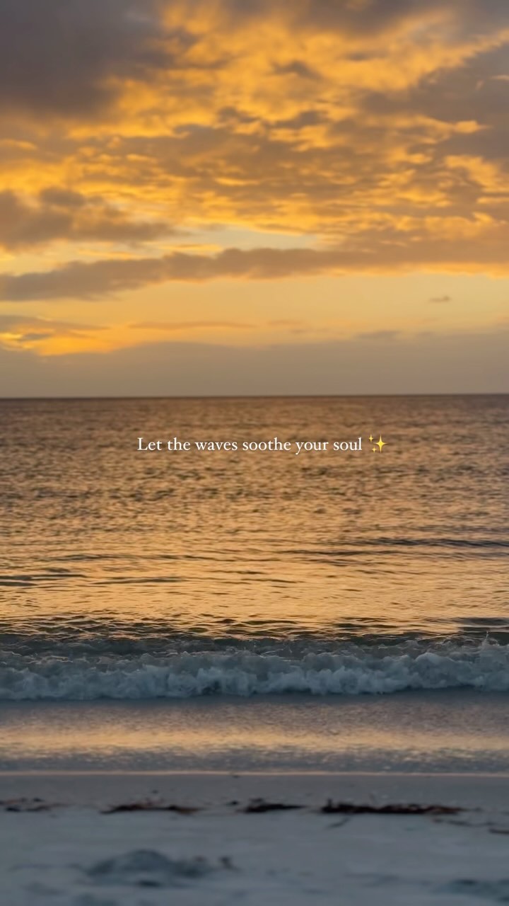 Clearwater Beach, FL 🌴 Where the waves soothe your soul ✨
•
•
•
•
#floridabeaches #visitflorida #clearwaterbeach #vacation #beach #sunset #airbnbexperience #airbnbhost