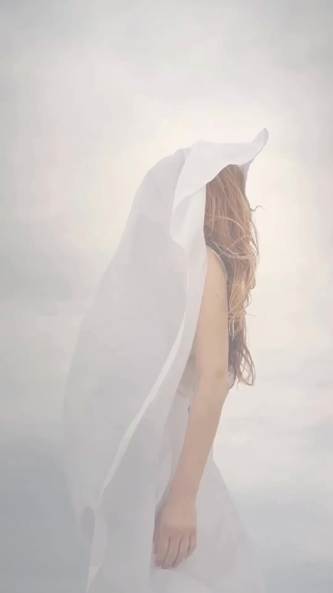 Questions / Réponses avec Maia Flore 🌬️
@maiaflore @villedelislesurlasorgue @islesurlasorguetourisme
#campredonartetimage #musee #art #maiaflore #questionsreponses #artiste #culture #islesurlasorgue #vaucluse #suddelafrance #museum