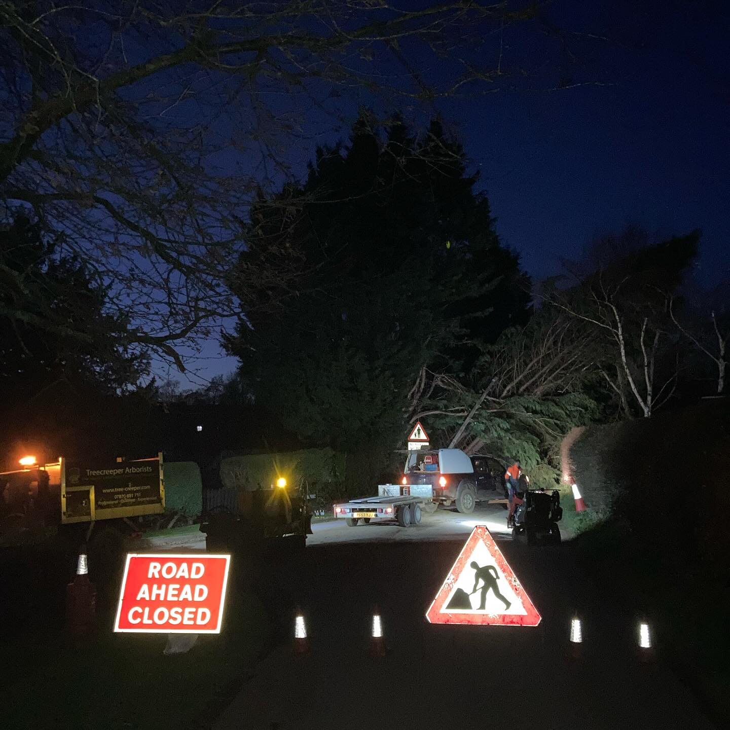 In light of the recent weather weβve been experiencing please be careful of fallen trees and stormed damaged branches!
Weβre available for Emergency Call-out to assist you with your storm damaged trees using our vast experience to make safe these dangerous situations.
If you need our assistance please call us on πβοΈ 07974884326 βοΈπ
#stormdamage #flooding #stormdamagetrees #treesurgery #emergencycallout #treework #emergencytreeremoval #gloucestershire #herefordshire #worcestershire #arblife #arboristemergencycallout
