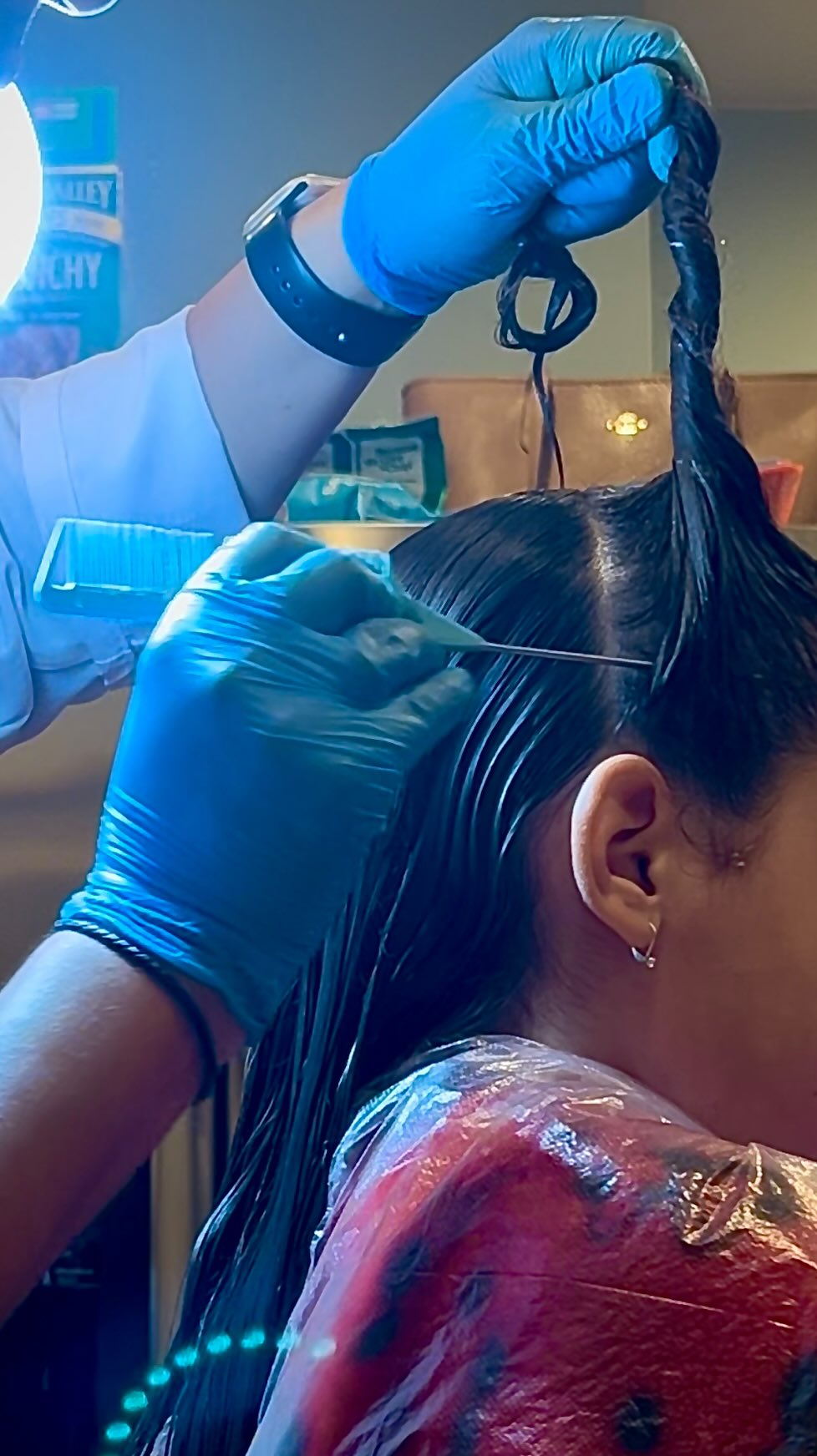 ✨ Professional Lice Removal, Right at Home ✨
Did you know lice removal doesn’t have to be stressful? Our experts focus on safe, effective treatments tailored for all ages and hair types. 🧴💆♀️
In this reel, see how we work with care and precision to help families feel at ease. Plus, we share tips for aftercare and prevention to keep lice away for good!
#LiceRemoval #ByeByePeskyLice #HealthyHair #LiceTreatment #familycare