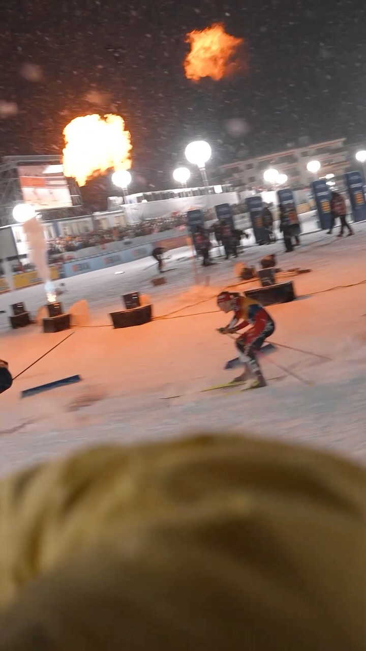 Yesterday’s sprint action at Bünda Stadium 🔥
Recap of the 2nd day of our 50th anniversary 🎂
🎥 @onairproduction
@bkwag @sunrise_schweiz @davosklosters @extra_norge @certina @coop_norge @gruyere_aop @sporttip_offiziell @skechers @armee.ch @graubuenden
.
.
#DavosNordic #50JahreJubiläum #Langlauf #davosklosters #50jahredavosnordic #langlaufweltcup #FIS #swissski #coop #legruyère #certina #extra #skechers #bkw #sunrise #davosklosters #graubünden #südostschweiz #swisslos