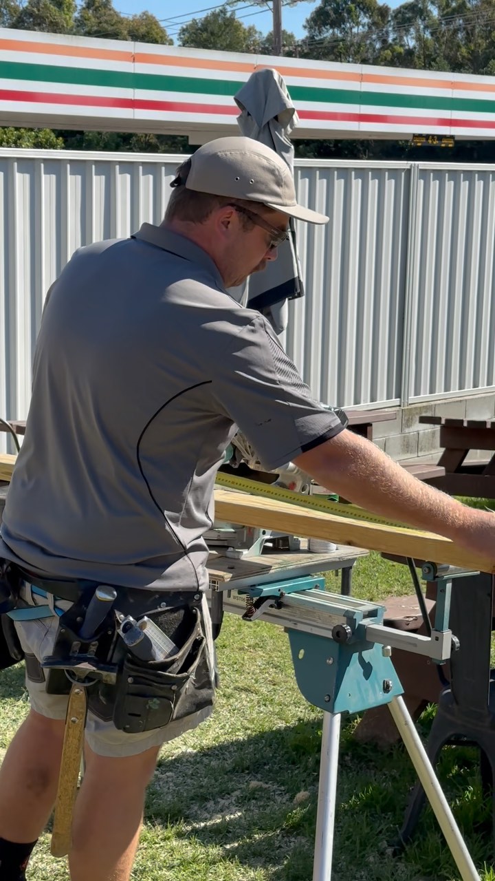 A great addition to the kitchen area at the @the.racecourse.hotel 🔨
#eastprojects #buildernewcastle #buildernsw #construction #buildingandconstruction #newytrade #newcastlebuilders #newcastlensw #newcastleau