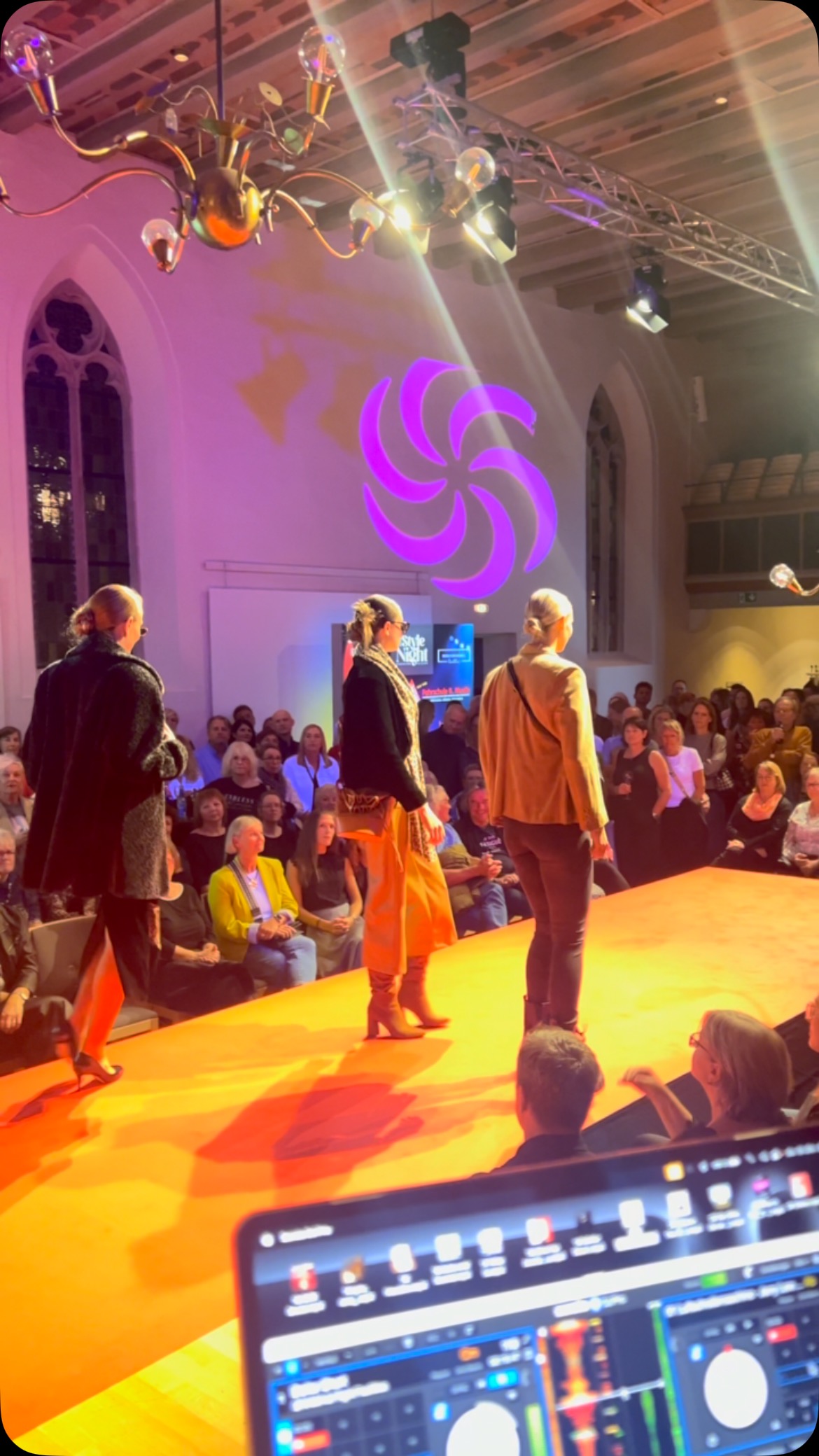 Rückblick auf die Nürtinger Stylight am 19.10.24: Mega Stimmung, pure Energie – danke an alle Beteiligten! 🔥🚀