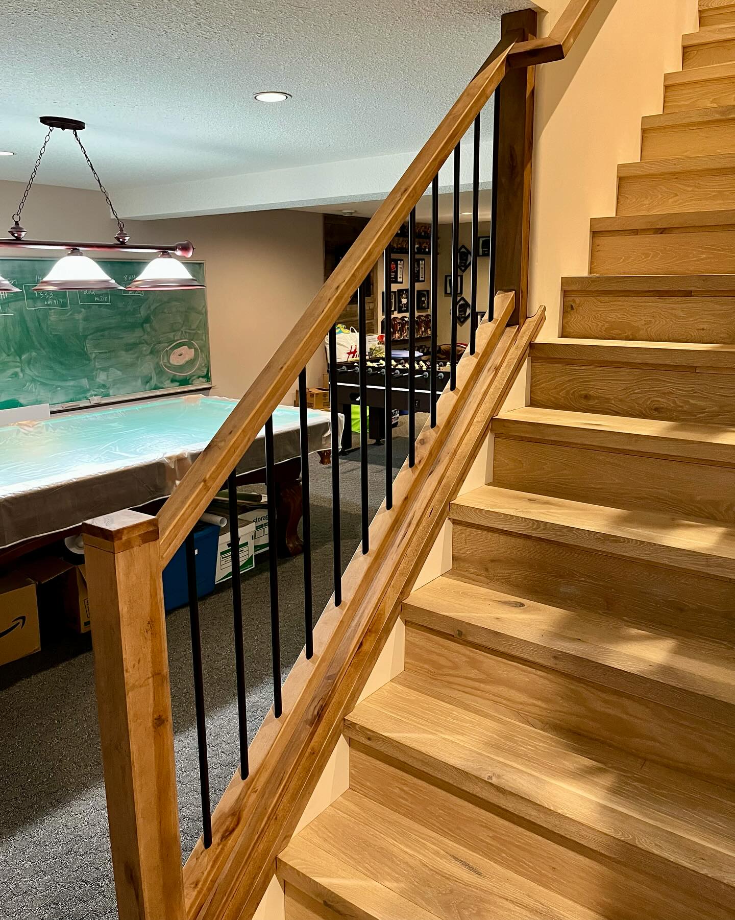 🚨 All our staining is now serviced internally at GW Railings‼️
We are extremely excited to offer a staining service where we have full control over quality and craftsmanship.
Take a look at this stunning staircase and entryway makeover! We combined natural wood accents with black spindles to create a timeless, modern/rustic look. 🏡
#GWrailings #ReginaHomes #StaircaseGoals #CustomRailings #ModernDesign #HomeInspiration #woodfinishing #woodstain