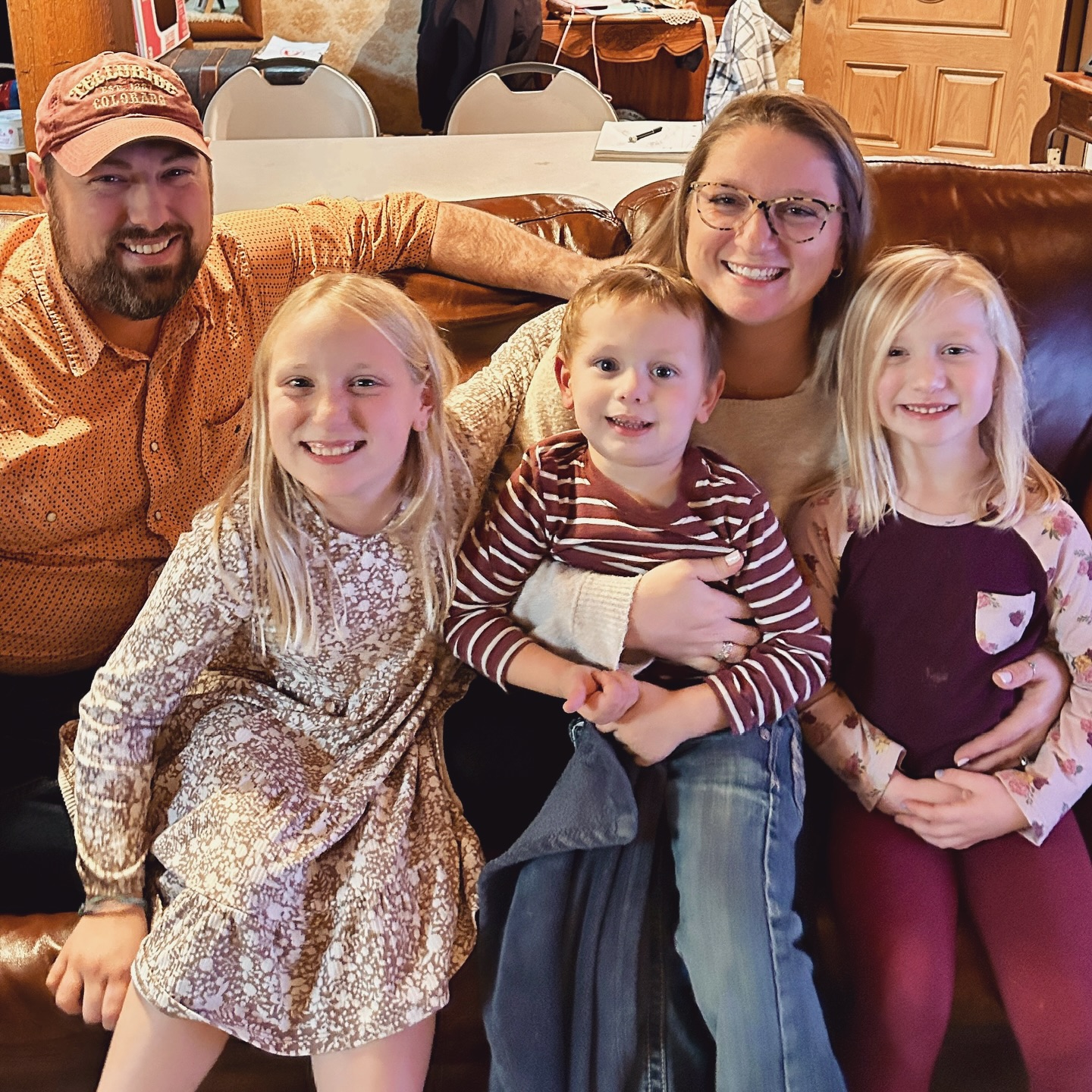 Happy Thanksgiving from the Loghrys ❤️💛🧡