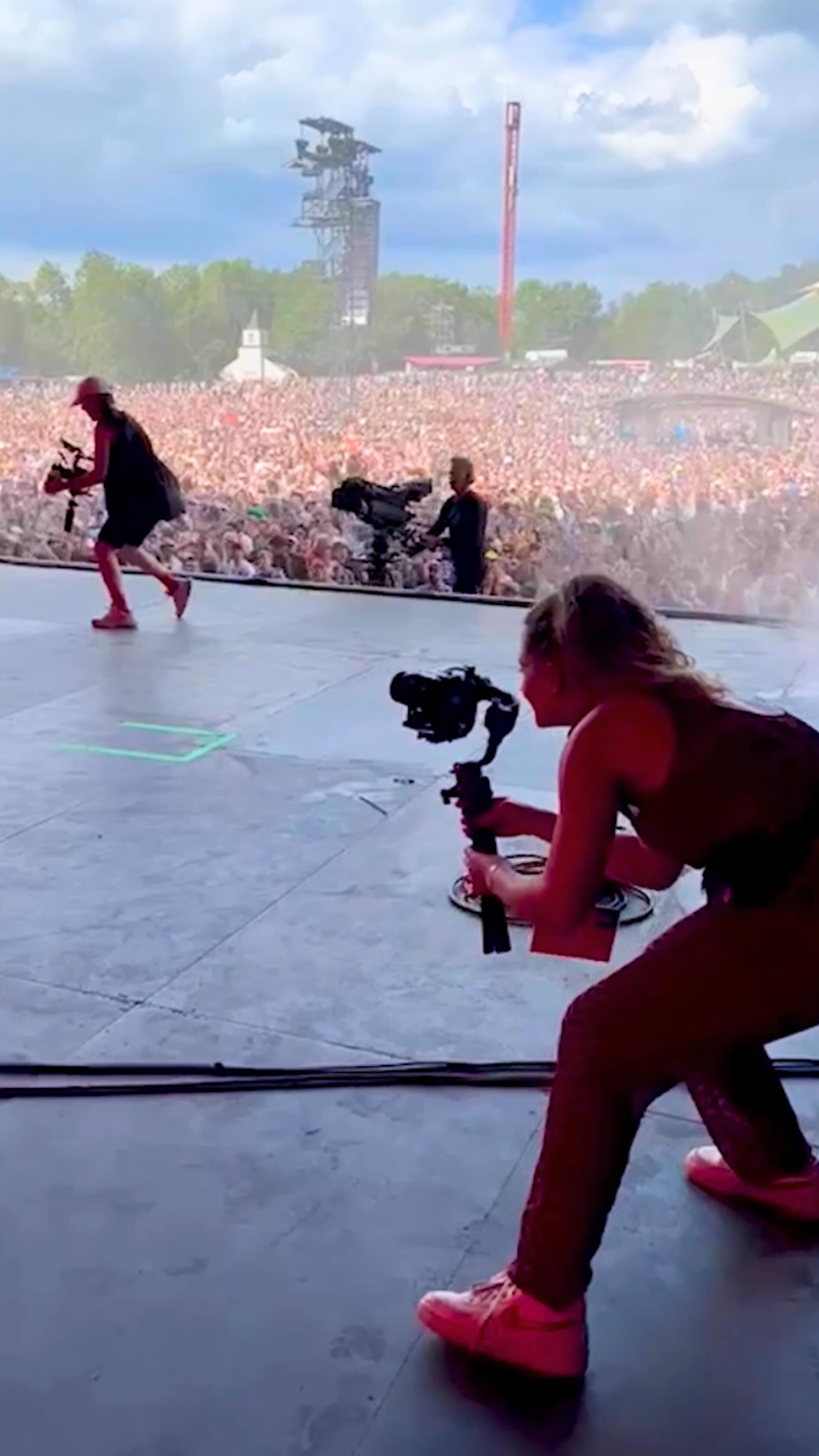 Let’s disrupt the event coverage industry with a bold, female twist 🔥
Introducing HER Booking Agency: the new addition to our creative storytelling powerhouse. 📷🎥
We’re delivering all footage in 24 hours, with optional edits in just 48 hours.
Our curated network of female and non-binary videographers and photographers brings creativity and expertise to every project, redefining what event content can be.
Book now via the link in bio or slide into our DMs for more details💥
www.studio-her.com/book
#studioher #bookingagency #femalecreators #contentcreation #videographers #photographers #professionalnetwork #events #creativeempowerment #nonbinarycreators #callforartists #her