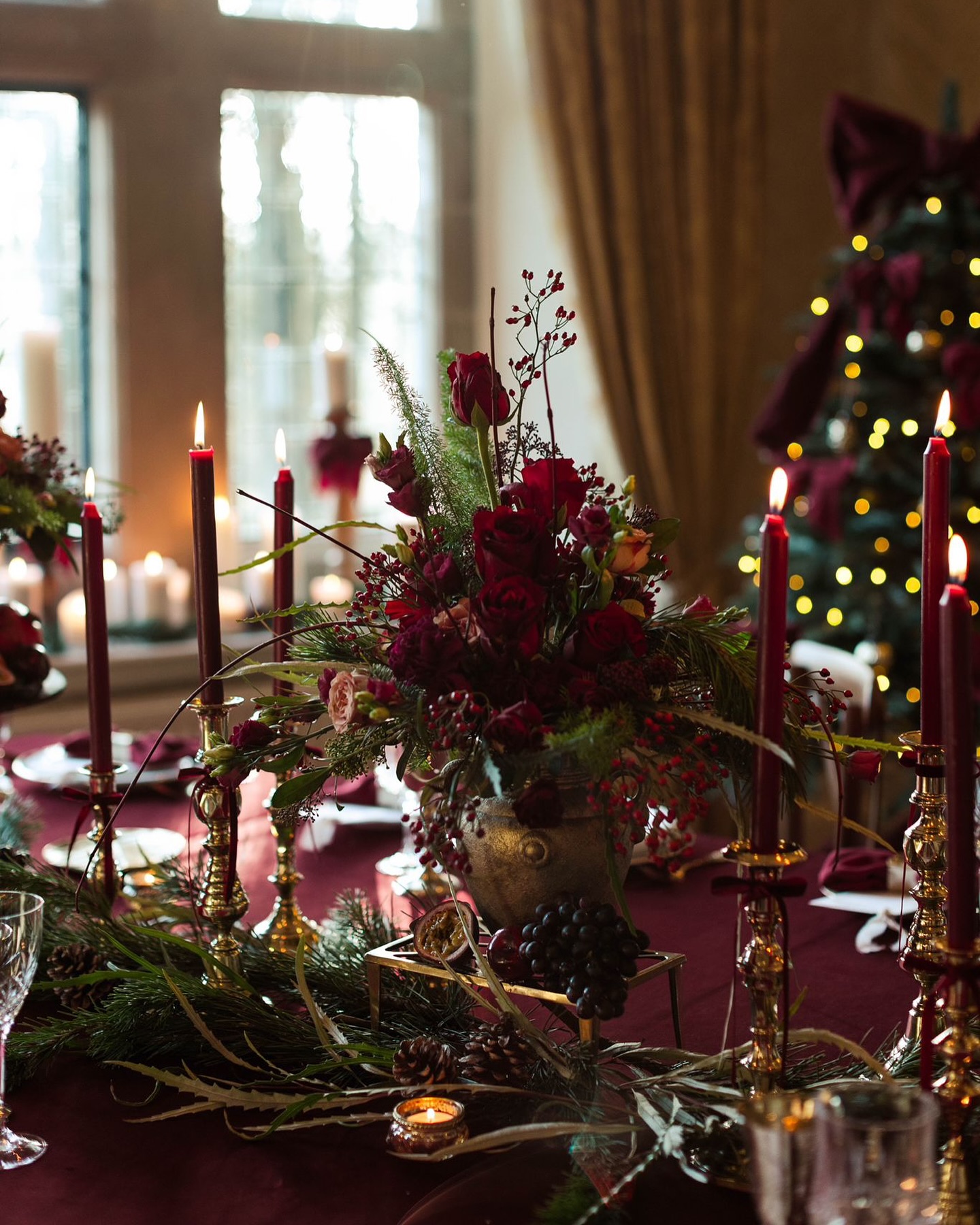 ♡︎ 𝑆 𝑇 𝑈 𝑁 𝑁 𝐼 𝑁 𝐺 𝑇 𝐴 𝐵 𝐿 𝐸 𝑆 𝐶 𝐴 𝑃 𝐸 𝑆 ♡︎ You and your guests spend the largest part of your day sitting for the wedding breakfast, so you want to make sure that those tables look amazing!
.
I will work with you to design and create the perfect table scapes for your day, adding personal and unique details to give your guests a memorable dining experience.
.
Planner and Stylist @willow_and_rust
Photographer @elizabet.hbrown
Venue @fischersbaslow @dawnelizabethrudd
Florist @inspiredfloristry
Dress @noraevebridal
Suit @the_suit_lounge
MUA @l_m_beauty_
Hair @jessicacharlottebridalhair
Accessories @honey_and_ember
Cake @peakpatisserie
Stationery @inkedpapercompany
Chairs @green_farm_marquees
Models @daryll_cw @_elliottcatterall
.
.
.
#weddingstyling #venuedecor #venuestylist #tabledecor #tabledecoration #weddinginspo #intimatewedding #intimateweddingdecoration