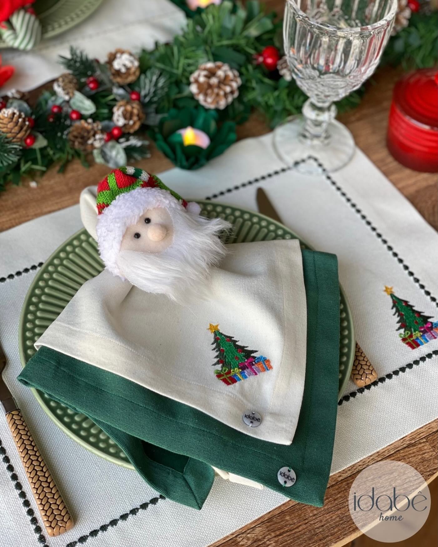 Ah, o Natal 🎅🏼 ❤️🎄
• 11 94331-1286 • www.idabe.com.br •