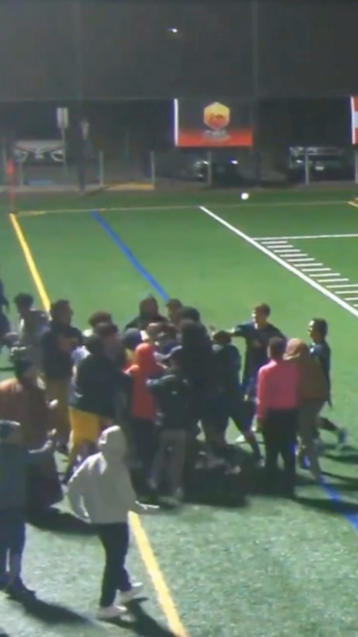 @sevag0017 what planet did you come from? 🛸👽
Thank you @rihlashop
Shot on @veotechnologies @veofootball