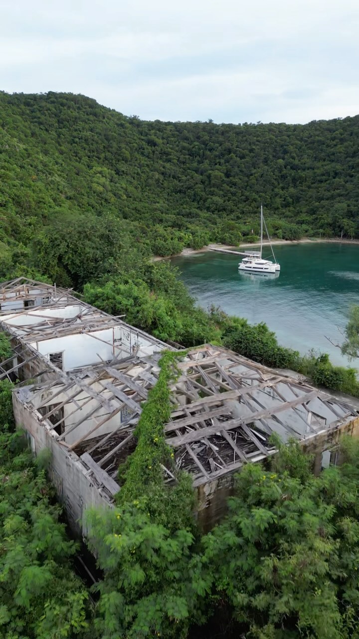 The season is barely underway and we already have a plethora of charters under our belt! #borrowedbounty #bvisailing #travel #britishvirginislands #summervibes #yachtlife #islandgetaway #bviyachtcharters #sailinginparadise #luxurycatamaran