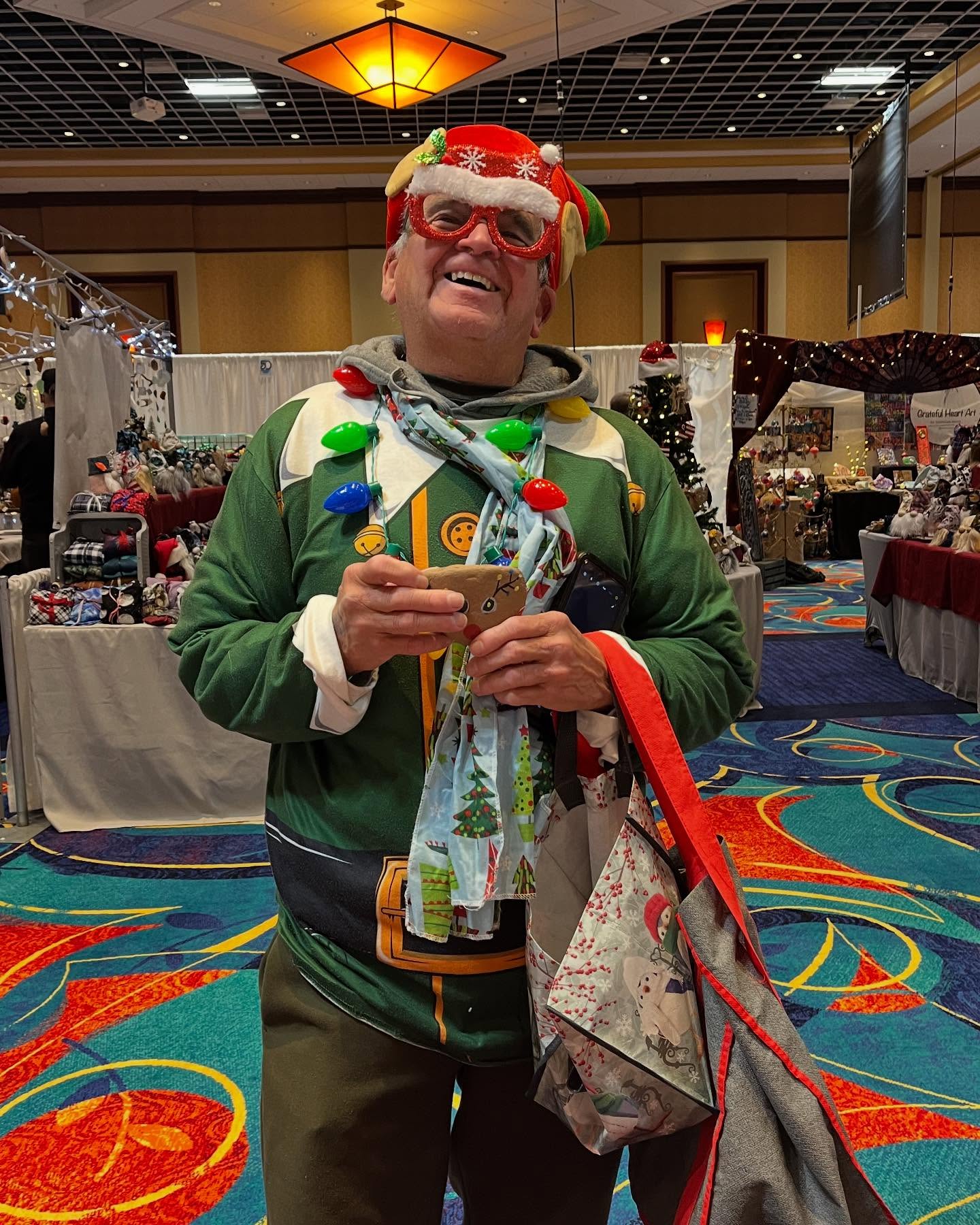 The kindness rock project was started by Roger a.k.a. Roch father in 2017 with a single rock on the beach. This idea is that a message you can change someone’s day today. He came to my booth and gave me a rock to pass on to every a child. Of course I just love this whole idea. Help spread kindness.