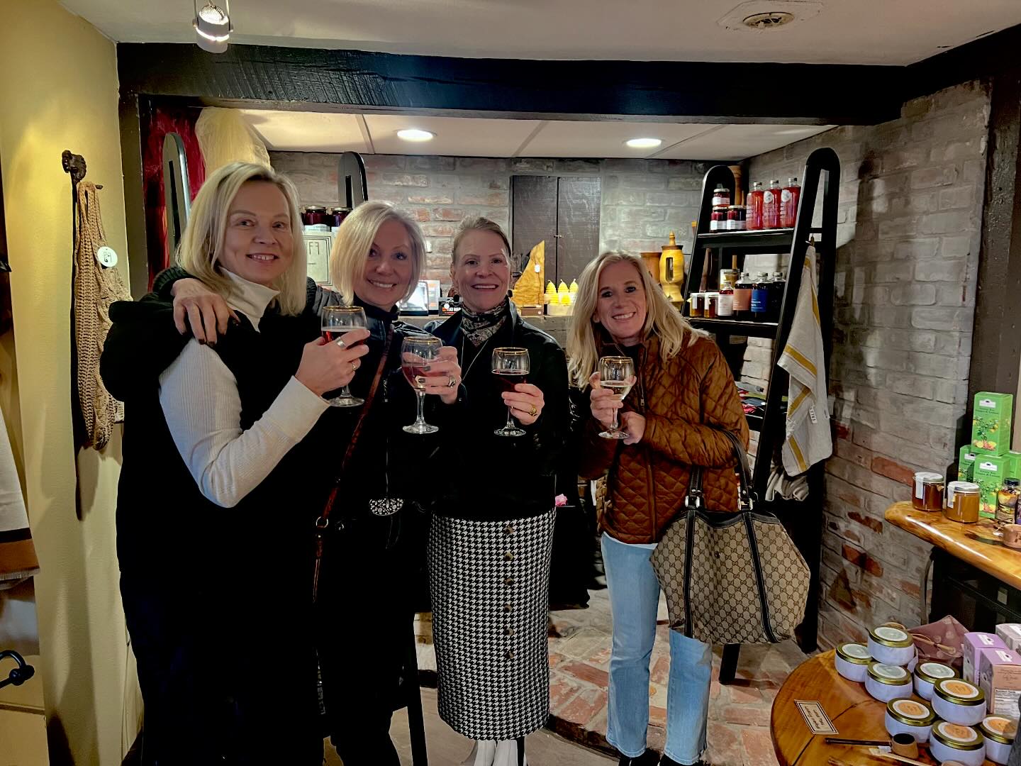 Let the shopping begin! Please come see us all in St. Peter’s Village this weekend! Much to see: so come, eat, drink and be merry with all of us! #shoplocal #luxuryskincareproducts #cashmerescarf #turkishcotton #frenchlinens #wellnessproducts