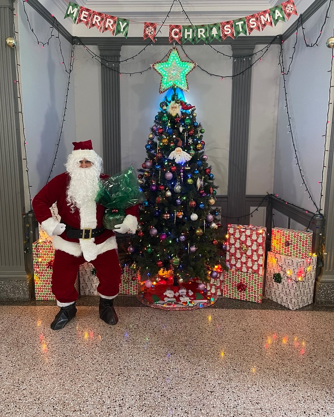 Our Technician 🧑🔧 😎💪👍👌💪 Happy Holidays 2024