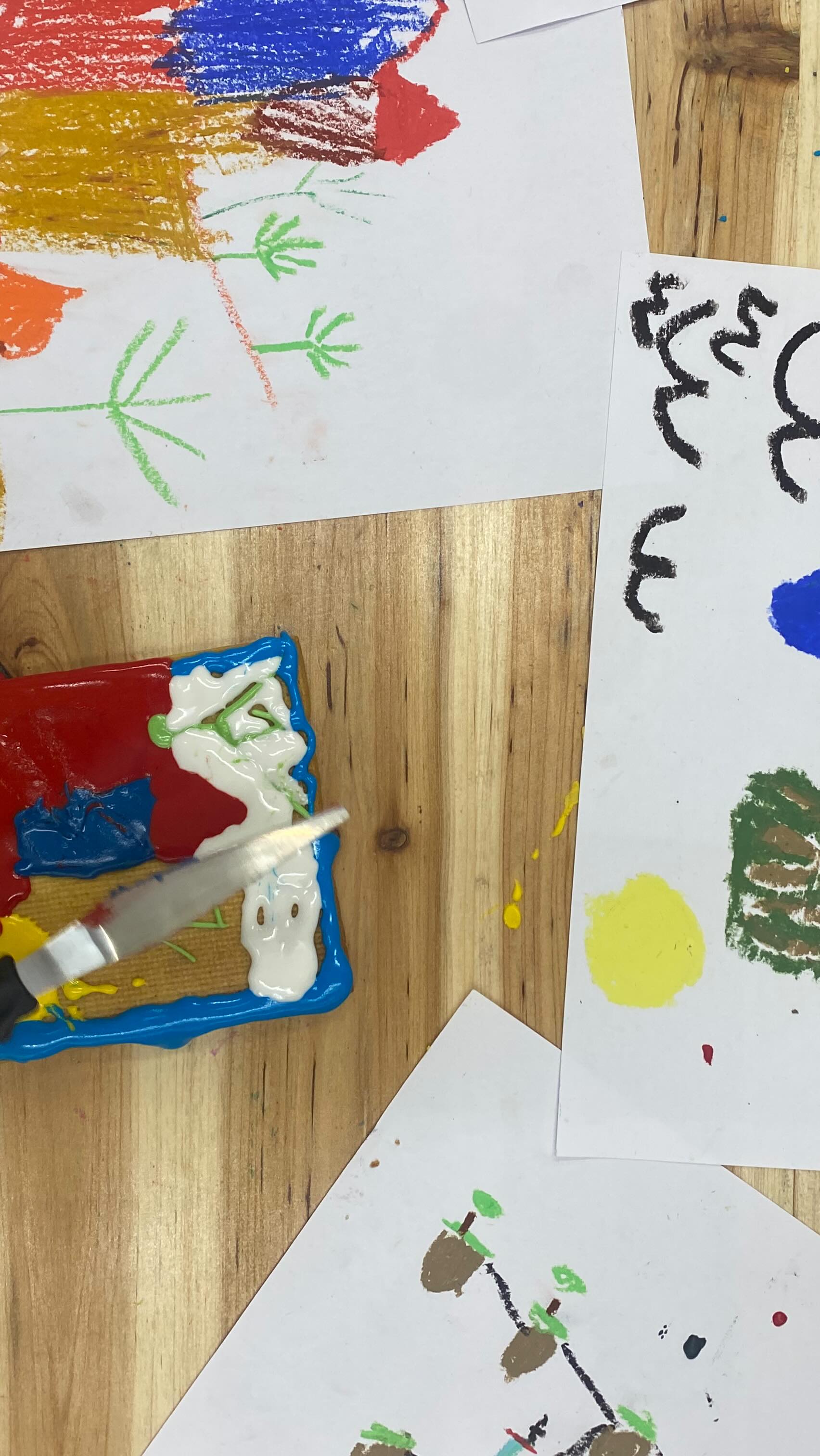 un sabato dolcissimo in compagnia di @bibi_lab_ 🍪🤍
Grazie a tutti i nostri pasticceri, veri artisti dell’impasto e della sac à poche ✨
#pianobi #kids #laboratory #workshop #craft #cooking #pasticceria #milano