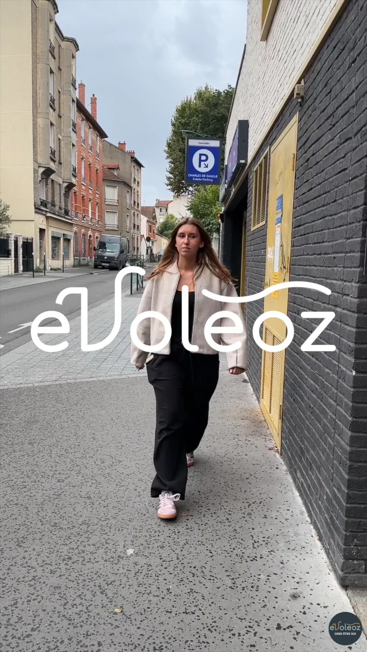 ❄️🌬️ Avec l'arrivée du froid, il est temps de penser à vous !
Pourquoi ne pas vous offrir un moment de bien-être sur-mesure ? 🌿
📍 #Évoleoz vous accueille à Boulogne, Colombes et La Gacilly.
Pour découvrir toutes les pratiques proposées par Évoléoz ou pour prendre RDV :
🌐 www.evoleoz.fr
📞 06 80 25 09 59
#Evoleoz #BienEtre #Relaxation #PrendreSoinDeSoi #MassagesBienEtre #Reflexologie #Sophrologie #SoinsEnergétiques #Hypnose #Boulogne #Colombes #LaGacilly #SanteMentale #BienEtreHolistique