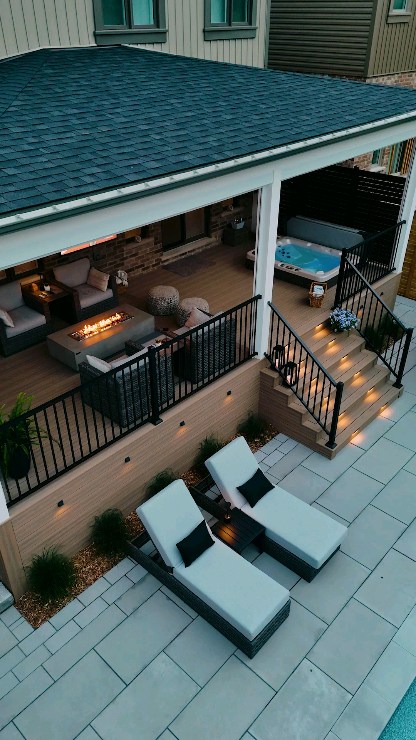 "Cozy nights, endless views, and a space that feels like home. ✨ Your dream outdoor living space starts with Simcoe Decks.
#SimcoeDecks #OutdoorDesign #LuxuryOutdoorLiving #SophisticatedSpaces #FirepitVibes #BlueMountainsLiving #ModernPergola #ElevateYourOutdoors"