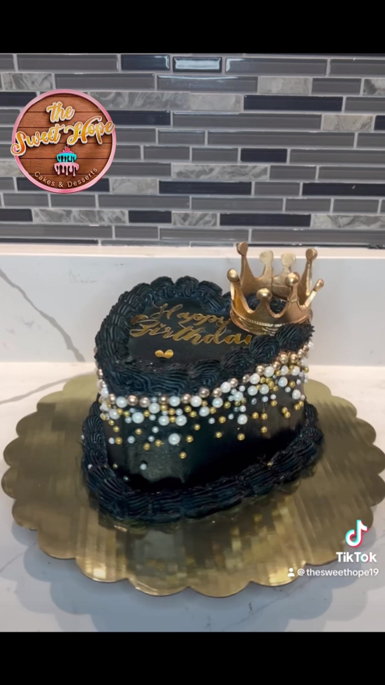 #the #sweet #hope
Tiene el pastel a su gusto.
Pan Red Velvet con relleno de Buttercream.
Pasteles y postres personalizados.
Con un toque dulce y único .
Para tu persona especial.
Llámanos para más información al 📞(312) 694-5275 o visita nuestra página 🌎 https://www.thesweethope.com
.
.
.
.
.
#thesweethope #pasteles #reposteria #reposteriapersonalizada #sweets #sweettooth #postrescaseros #chicagofoodie #thesweethope
#pastelespersonalizados.