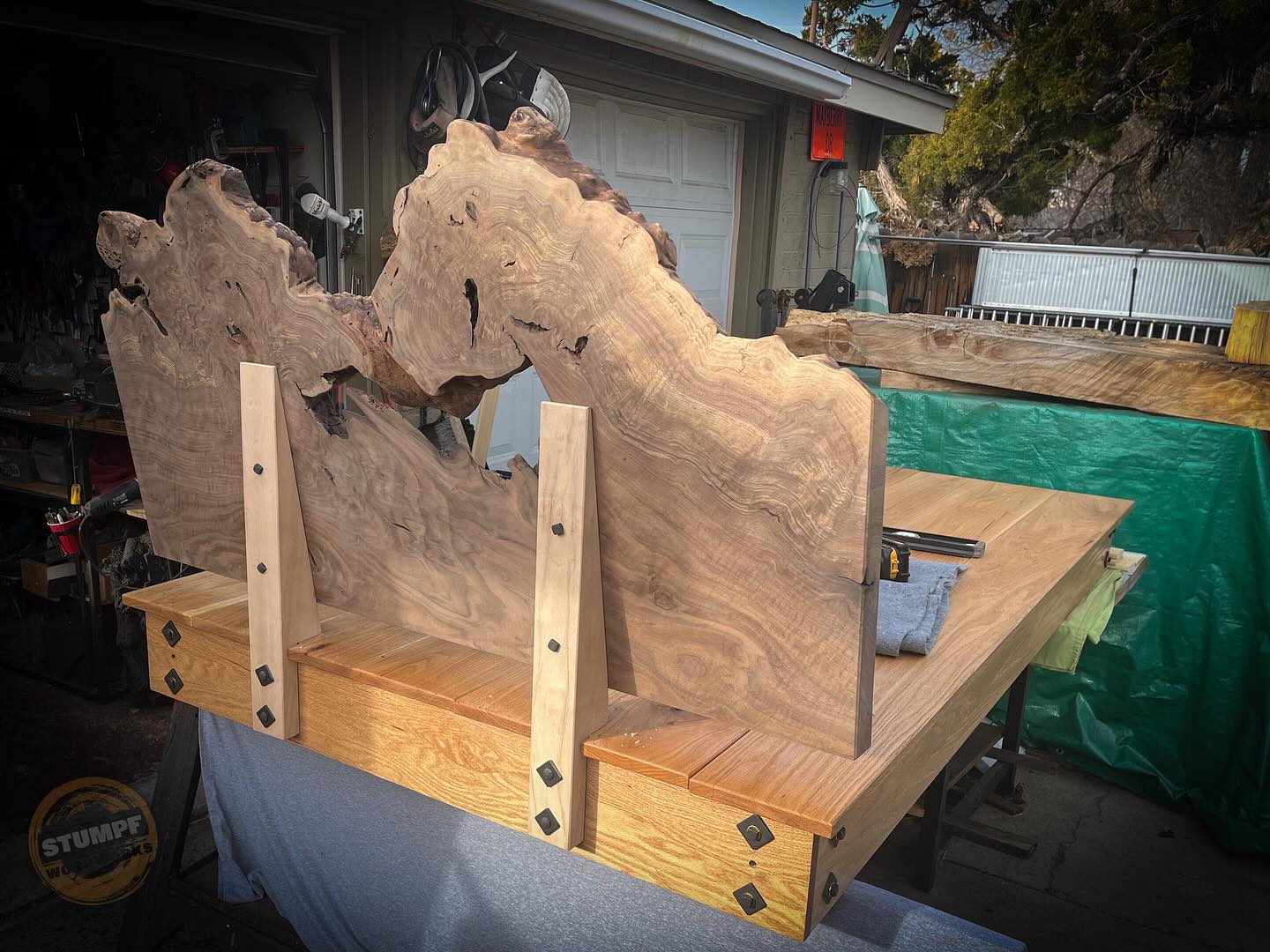 Dry fit tonight - this is when your pencil marks and saw cuts start hanging out… and hopefully they get along.
…
#StumpfWoodworks #MakeGaragesDirtyAgain #TreeToTable #Lacquer4ever