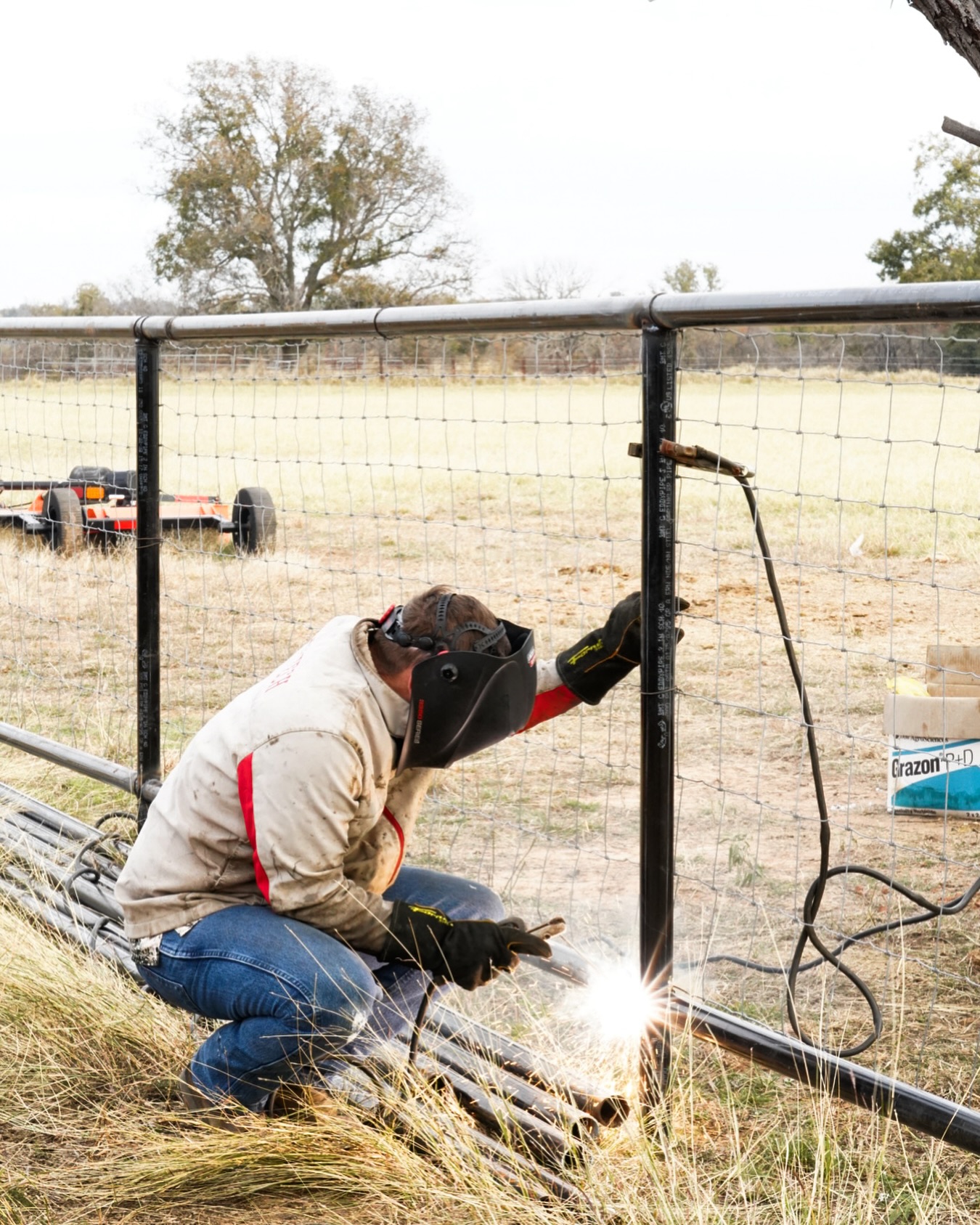 A little bit of light ranching 💥