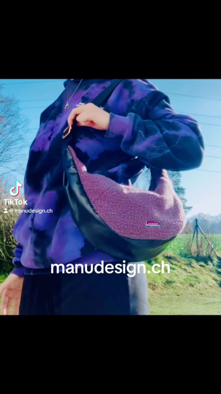 Bald kommen neue Taschen in den Onlineshop😁🤫
#manudesign #handmade #smallbusiness #smallbusinessowner #smallbusinesssupport #bagslover #handarbeit #schweiz #switzerland🇨🇭 #swissmade #swisshandmade #pratteln #selfdesign #womansmallbusinessowner #umhängetasche #bauchtasche #bellybag #handmadebagsforsale #selbstgemacht #prettybag #prettybags #coolbag #bagforwomen #bagformen #unikat #träumewerdenwahr #stoff #cotton #stitch