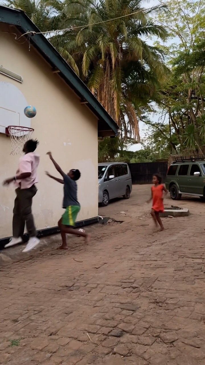 My dad put up a basketball hoop last year, and then overtime it broke, so one of the things he did in his first few days was to fix it up again. I thought it was so cute how much Delali was in to the game, despite no one knowing how to play (except uncle @chado.machado)