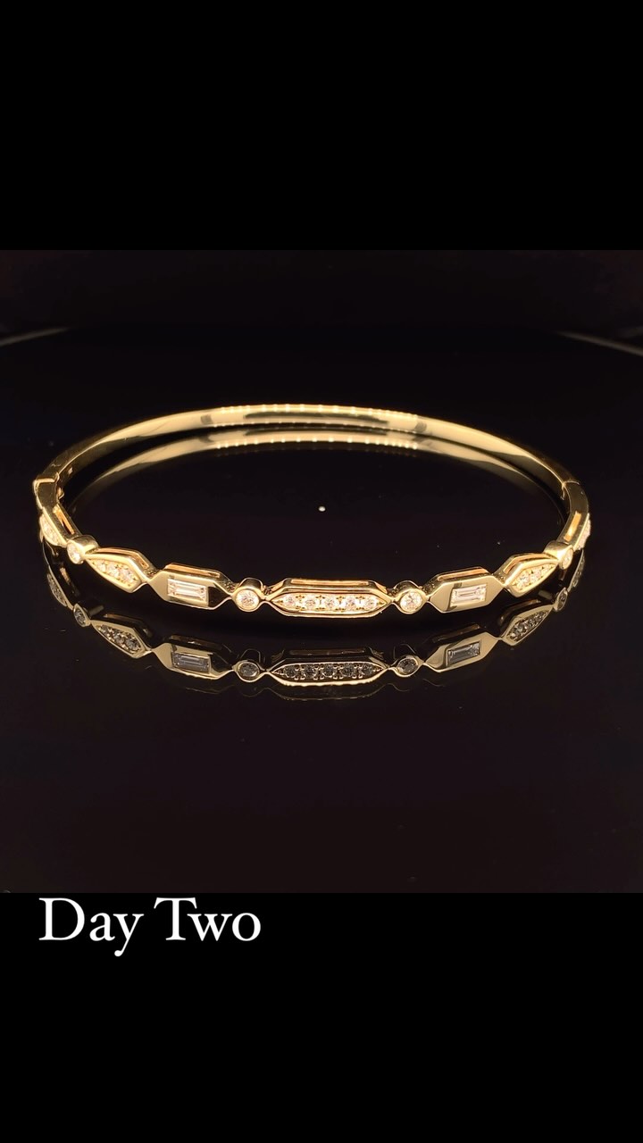 And straight to Day Two of our Advent Calendar with this lovely bangle to match Day One’s pendant.
It’s still all about 18ct yellow gold, baguette and brilliant cut diamonds.
We think the bangle magnifies the modern take on Art Deco design.
Such an easy piece to wear - even if you are in charge of the turkey on Christmas Day.
The cost of the bangle is £4,500.00
DM or call us on 0141 248 3037.
#yellowgold #baguettediamonds #yellowgoldbangle #christmasiscoming #christmaspresents
#mundieandson #glasgowjeweller #glasgow