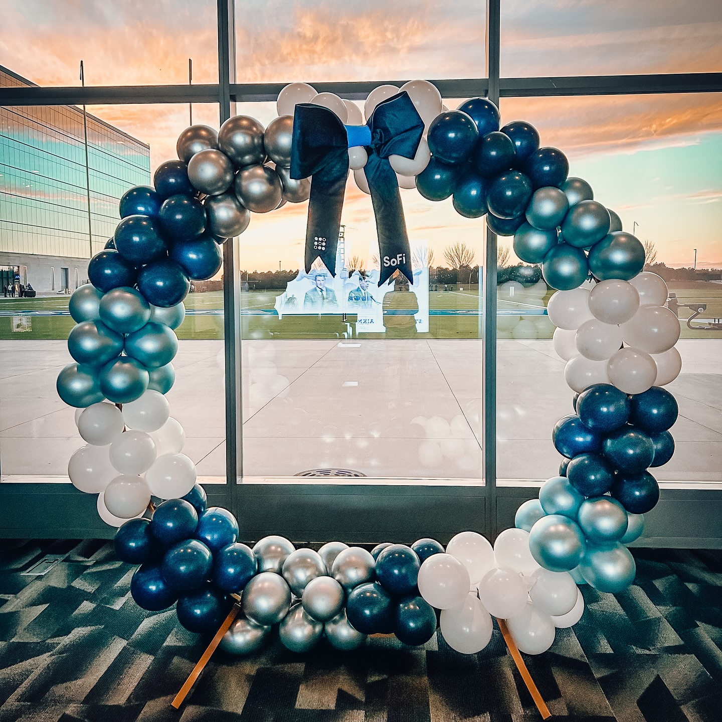 Iβm dreaming of a BLUE CHRISTMAS π