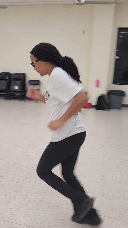 Suspect Challenge: A little after practice fun with the Senior Divas! 😁
#phcmdc #majorettes #divas #youth #community #culture #tradition #bermuda #humor #fun #bonding