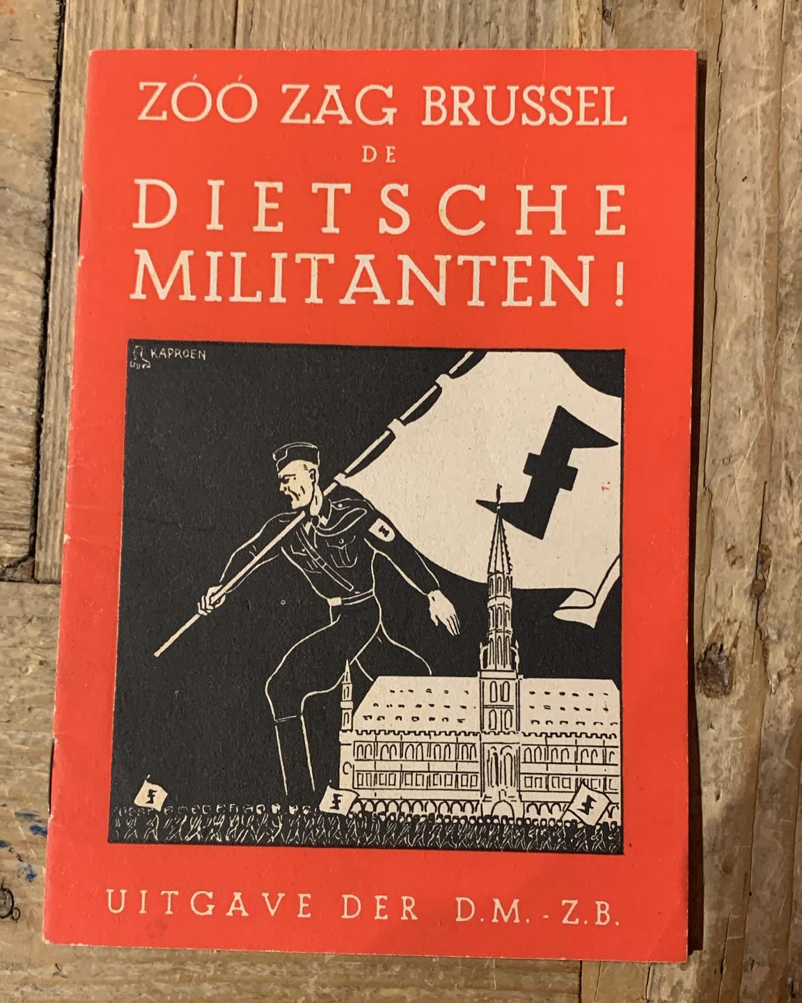 Uitzonderlijke uitgave Kaproen (alias Willy Vandersteen) 1942 #koetshuisantiek #koetshuis81 #antiek #antiques #brocante #vintage #antwerp #antwerpen #kloosterstraat_antwerpen #kloosterstraat81 #kaproen #willyvandersteen #1942 #war #ww2 #tekoop #forsale