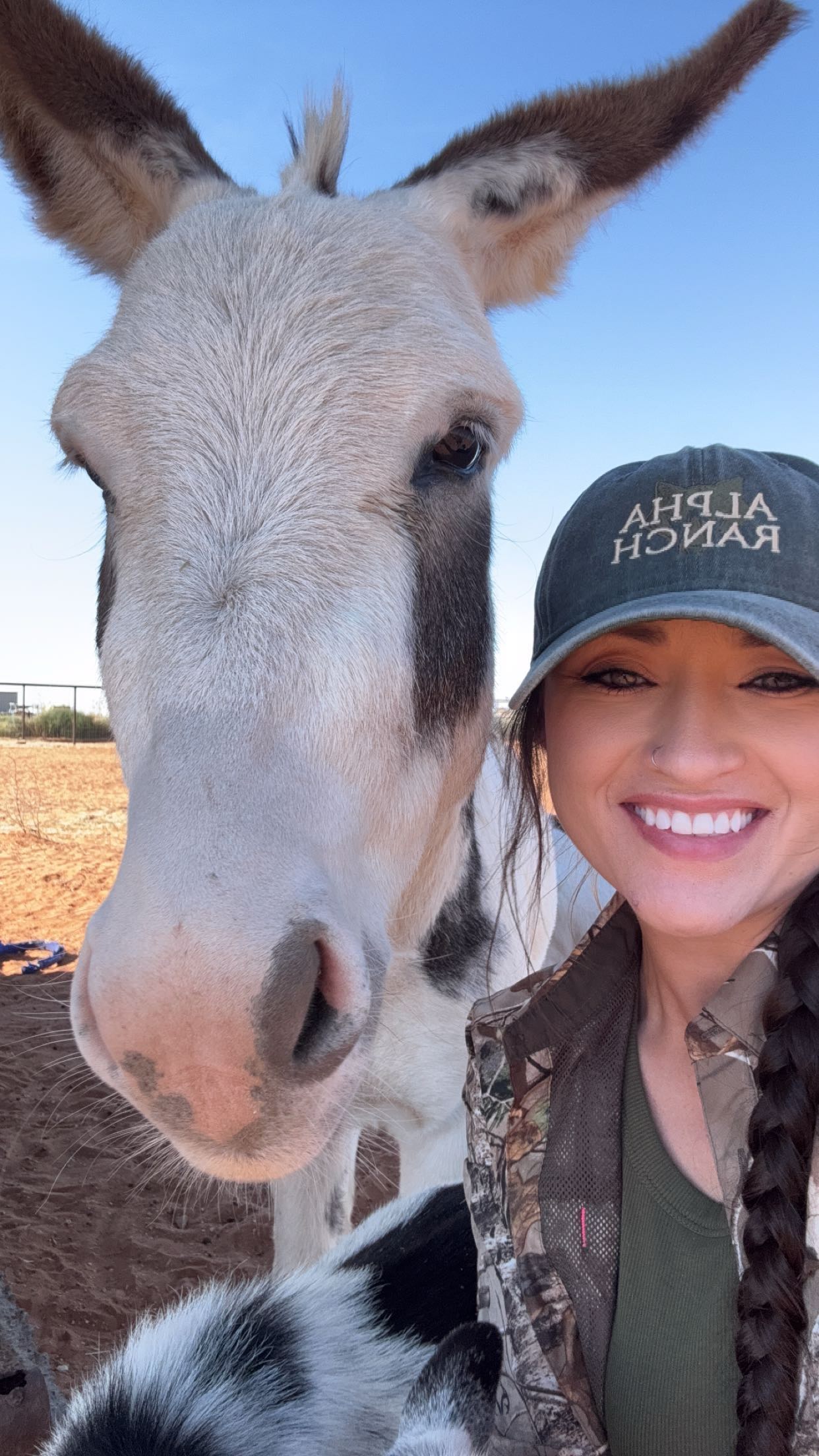 I hope everybody had a wonderful Thanksgiving! I am finally within cell service! We had an eventful one for sure! I gotta say my daughter kept trying to hog the ham lol but she finally shared! What was your favorite part of the holiday!?!
I for one very excited about Holi girl 🐮is back home with us!
#dairygoats#nigeriandwarfgoats#mininubians#minidonkeys#alpharanch#countryliving#dairyherd#cow#cows#andrewstexas