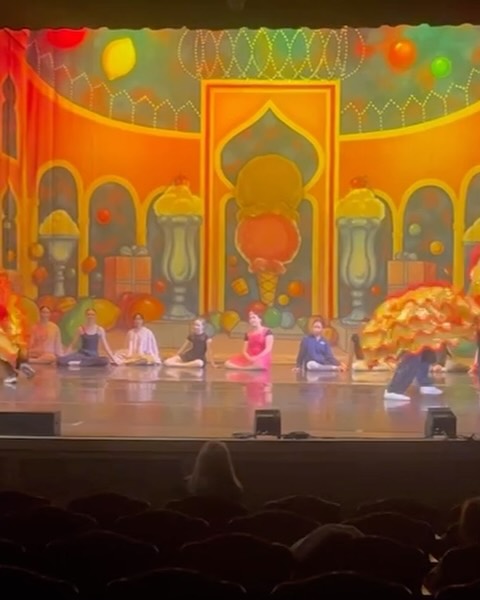 Come check out our amazing Lion Dance team in @blackdiamondballet Nutcracker @elcampaniltheatre in Antioch!
Opening night is tonight and show throughout this weekend and next weekend!
Visit blackdiamondballet.org for tickets. Use promo code: BDB4education to get 10% tickets.