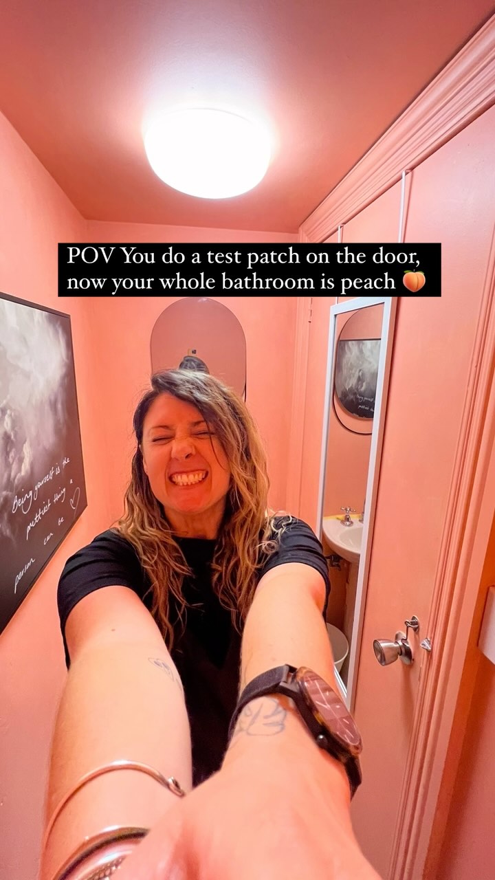 Got slightly carried away 🍑
#peach #peachbathroom #colourdrenching #manlybeach