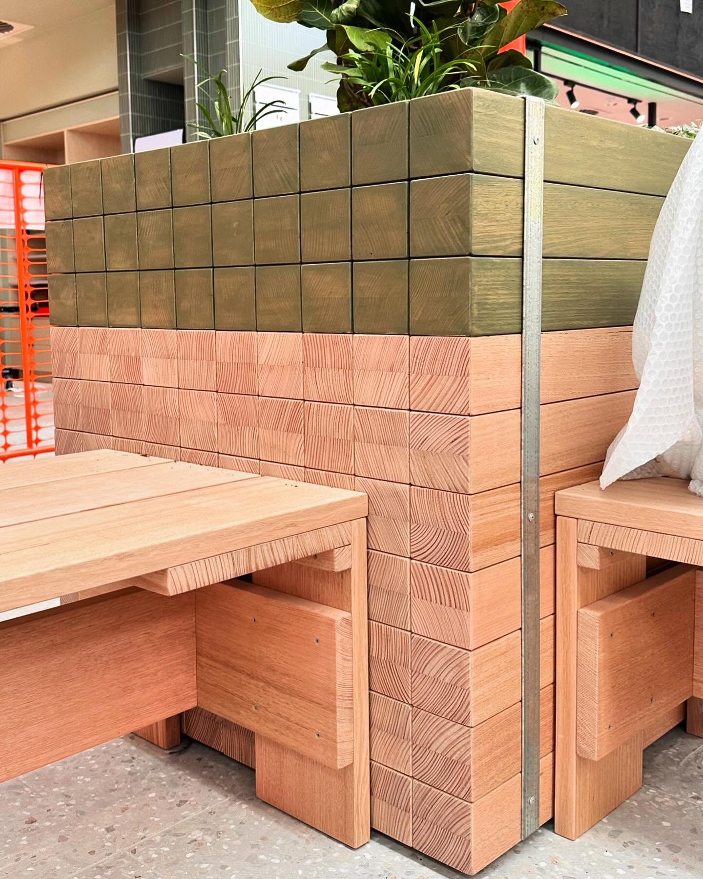 Opening today! The new Hunter & Gatherer fresh food precinct @pacificepping featuring our public seating hubs inspired by palettes, packing crates and fruit boxes! 🍏🍏🍏 @maben_group #shoppingcentredesign #retaildesign #retaildesigner #publicspace