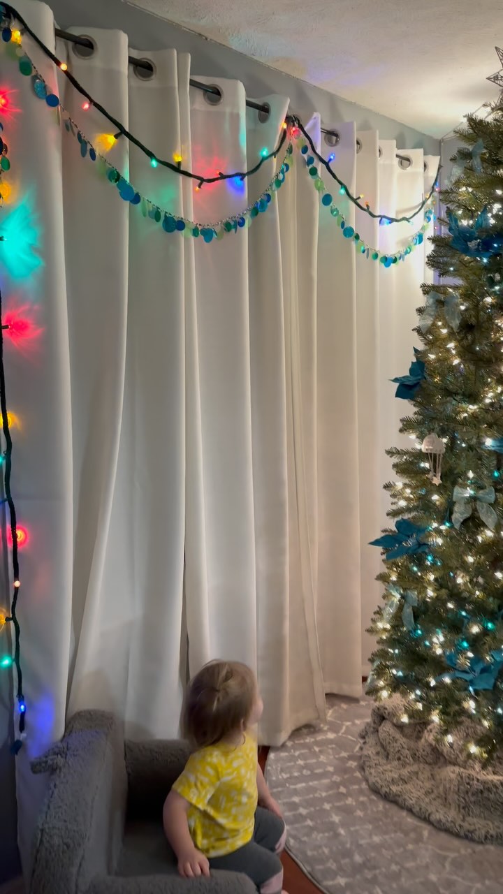 ✨ I put up these LED string lights and the wires were starting to separate and just looked not good. So, crochet to the rescue! 🧶
✨I used some scrap acrylic yarn and an H hook to single crochet all the way down the strand, and look at how much better they look! 💚❤️🎄🎄🎄❤️💚
.
.
.
.
#crochetforthewin #leftycrochet #crochetlovers #craftilyconcocted #yarnaddict #fiberarts #christmasdecorideas #crochettips